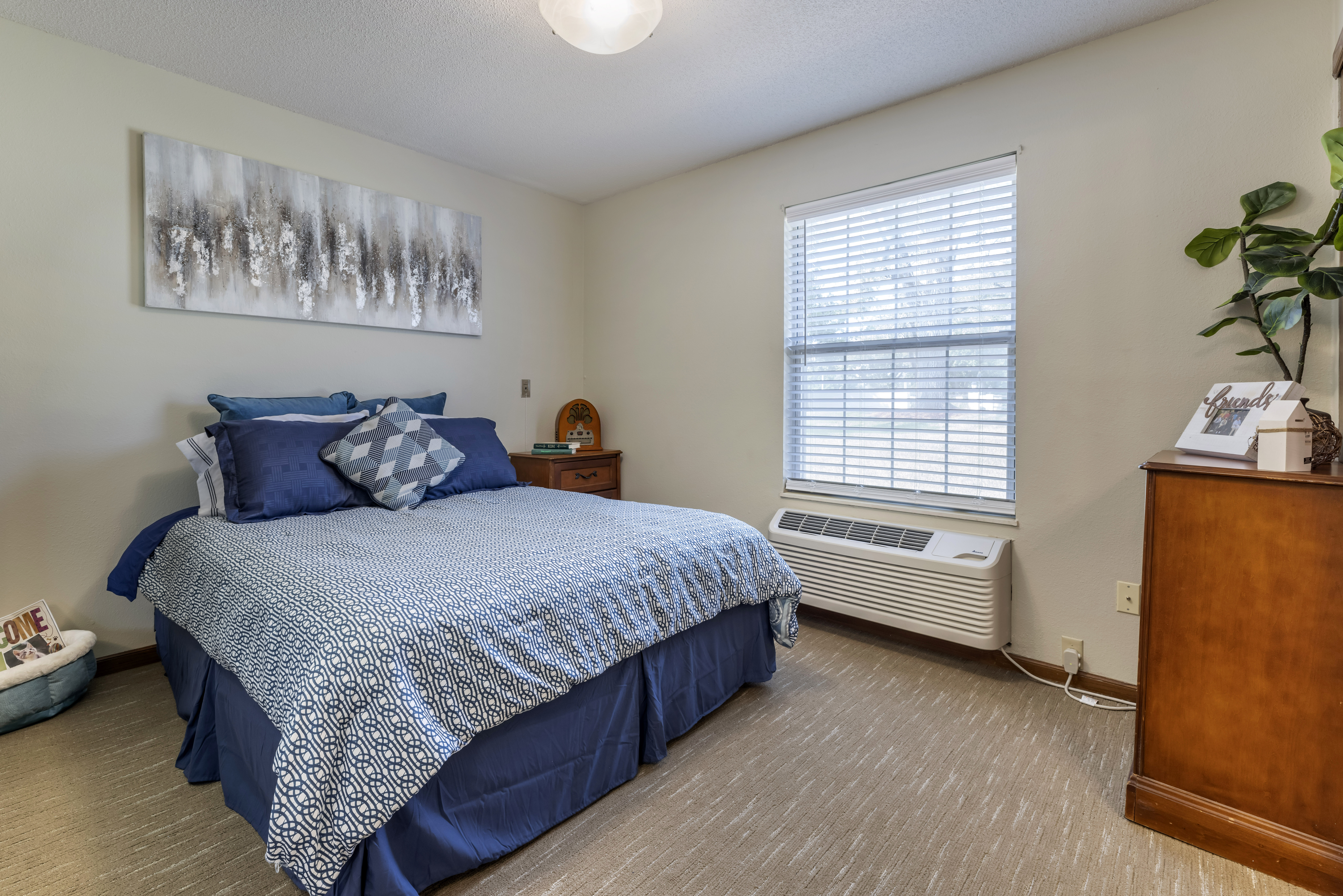 tallgrass-apartment-bedroom