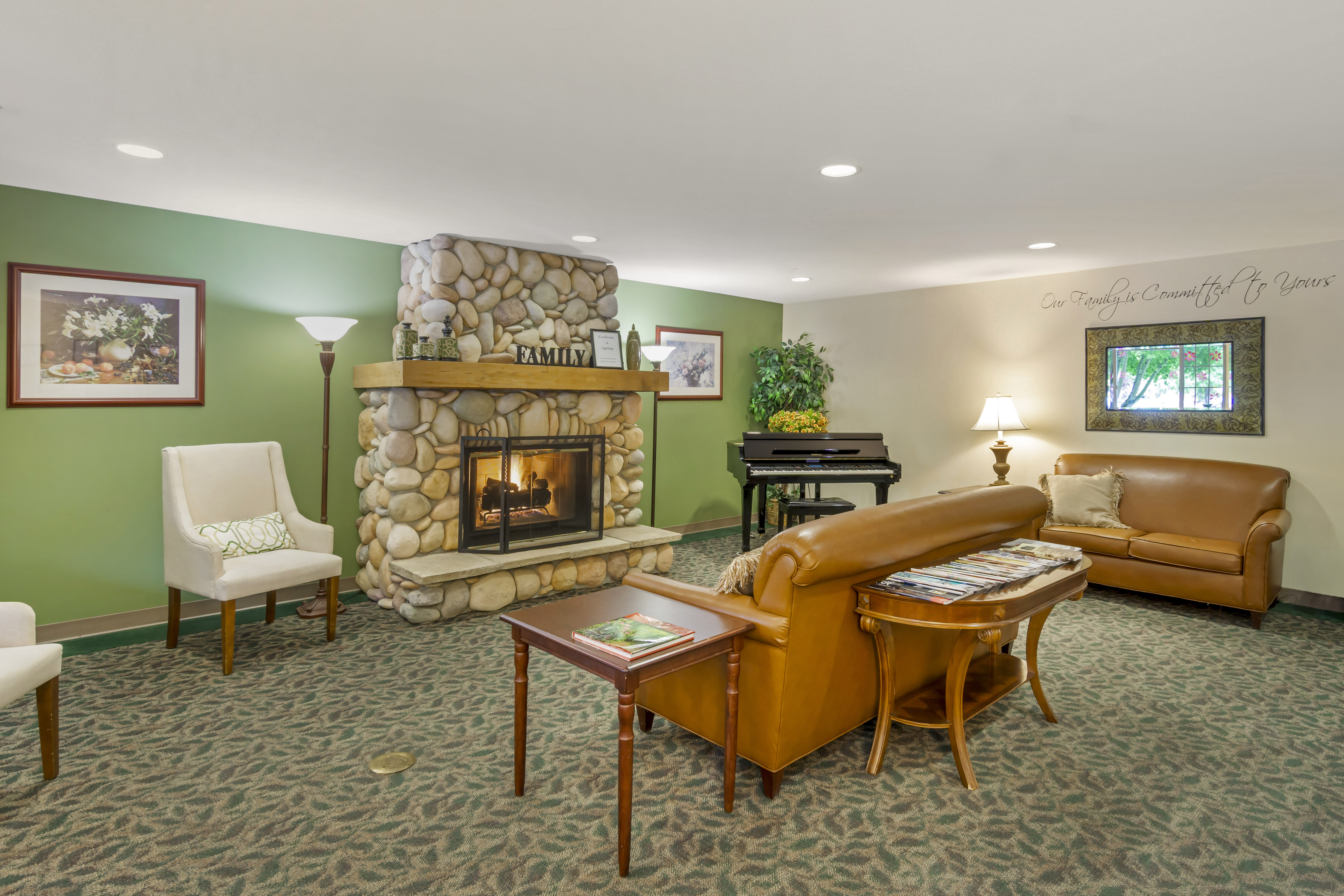 1-arbor-place-community-living-room