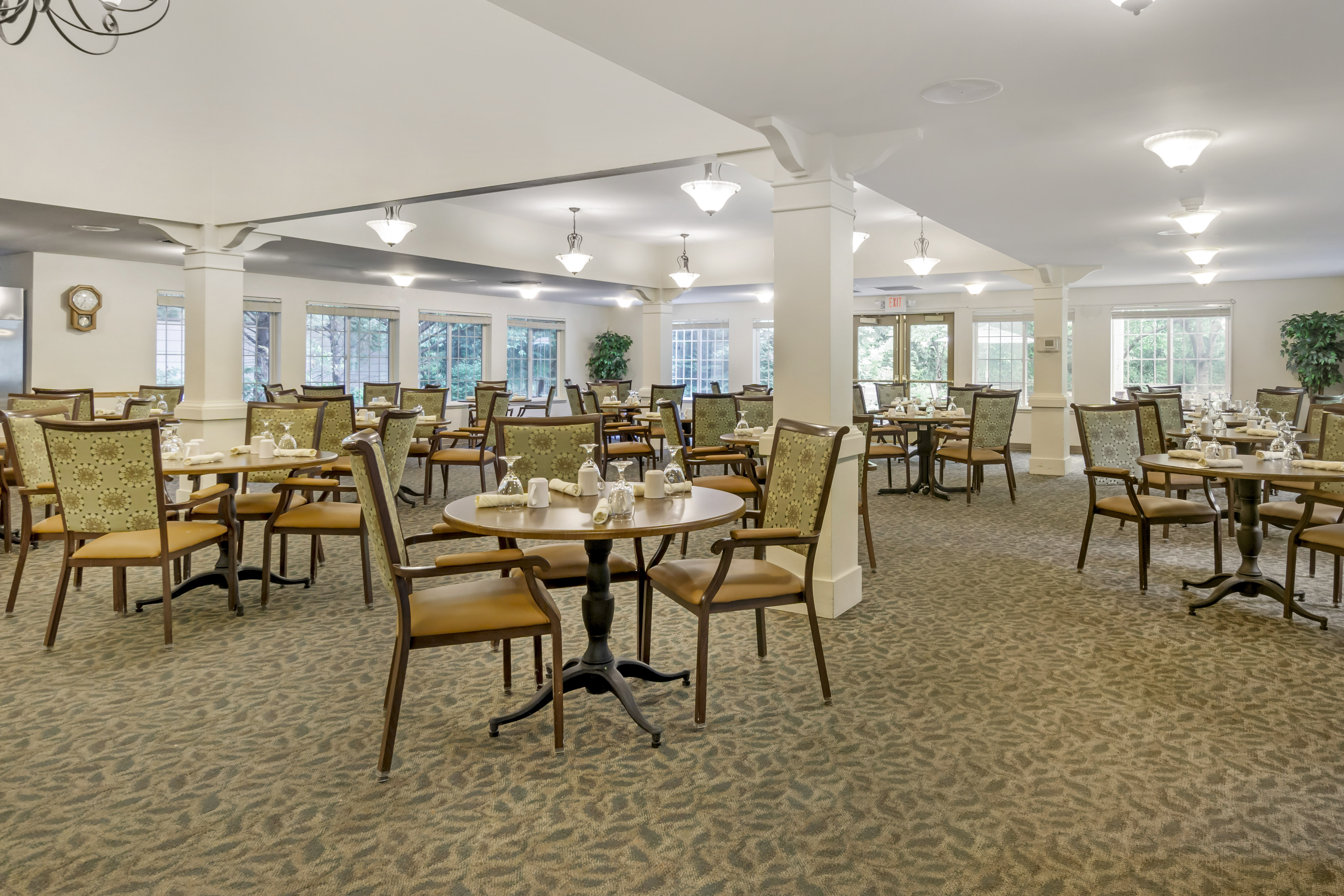 arbor-place-dining-room