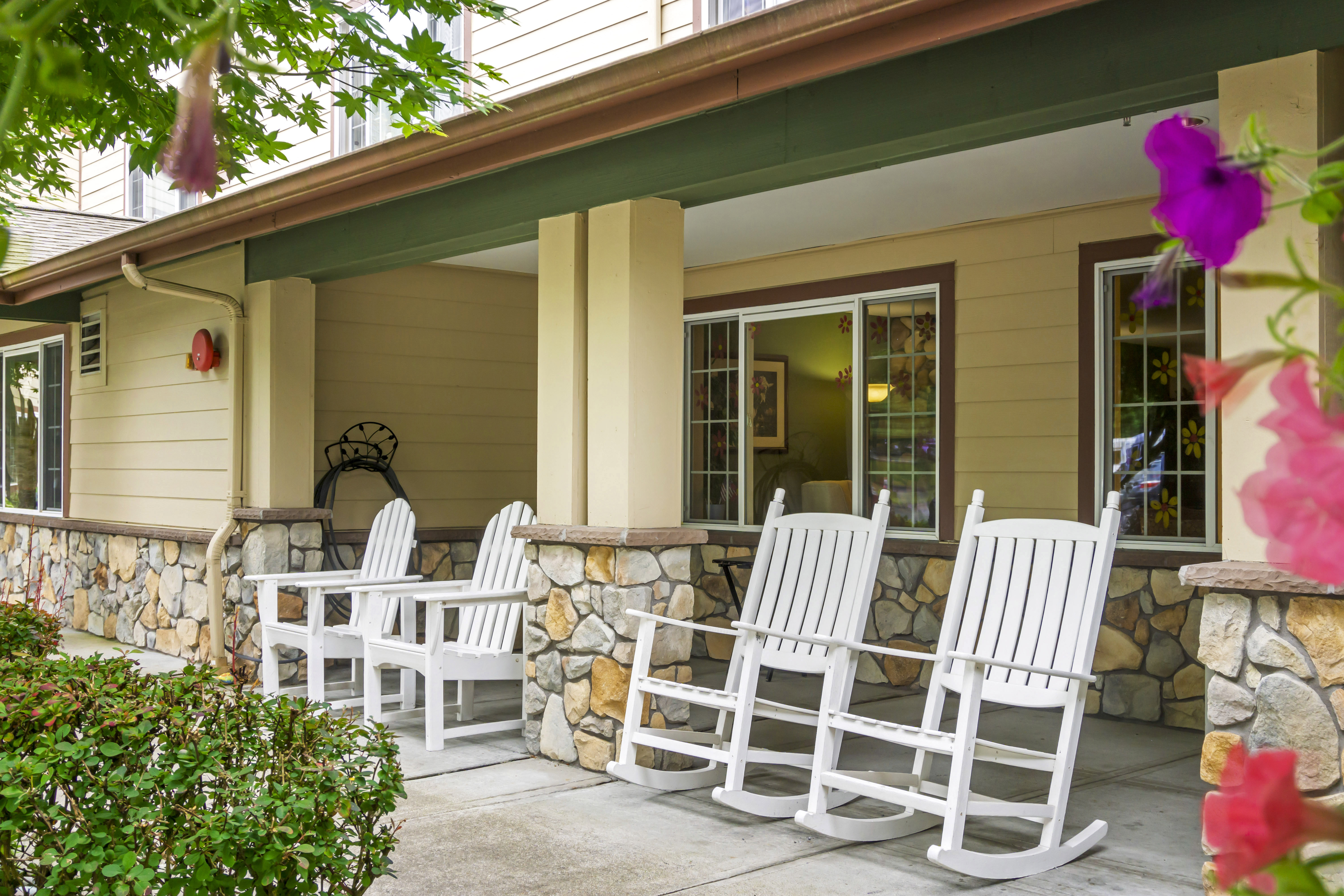 arbor-place-front-porch