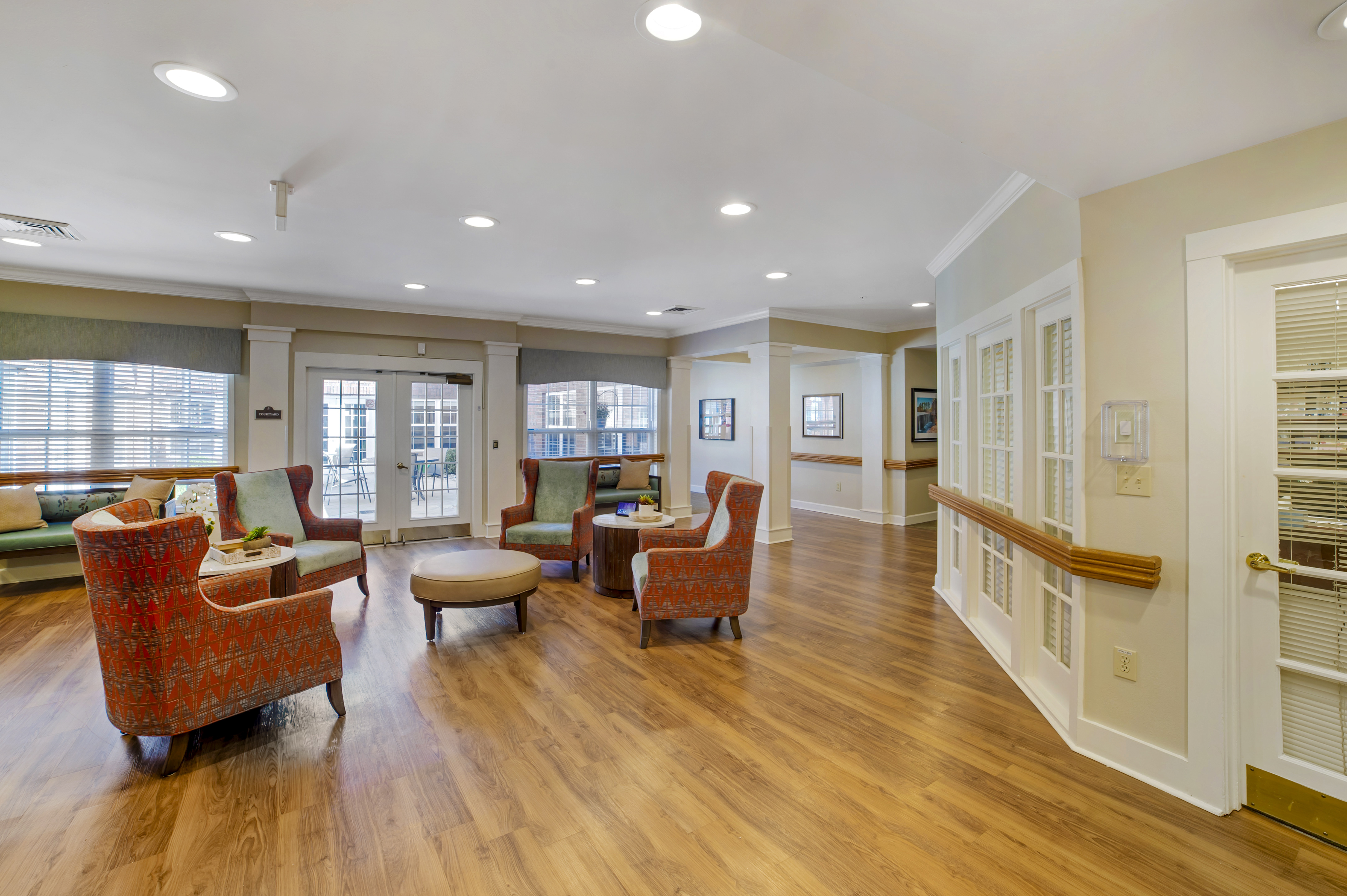 3-asheville-walden-ridge-lobby