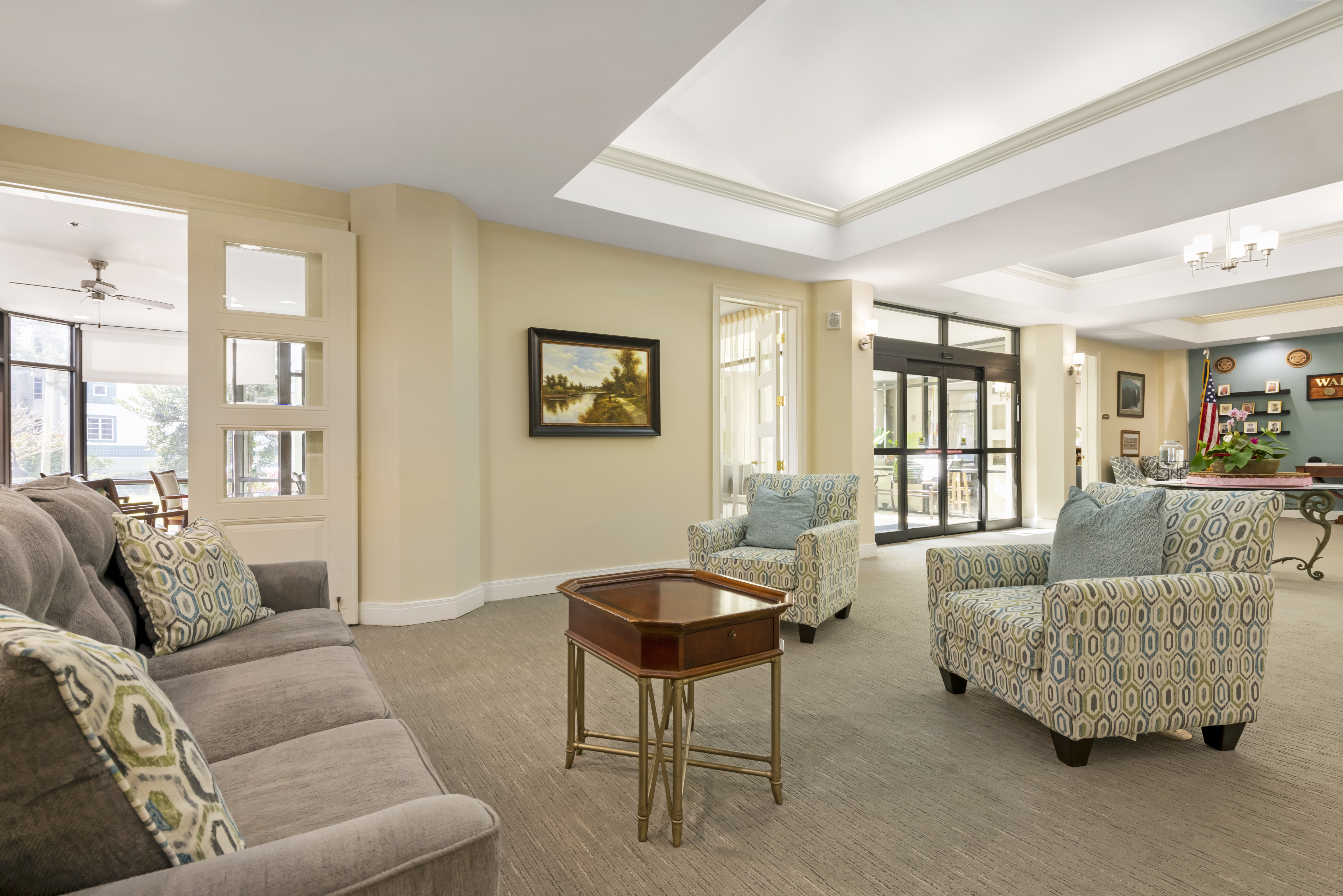 bayshore-lobby