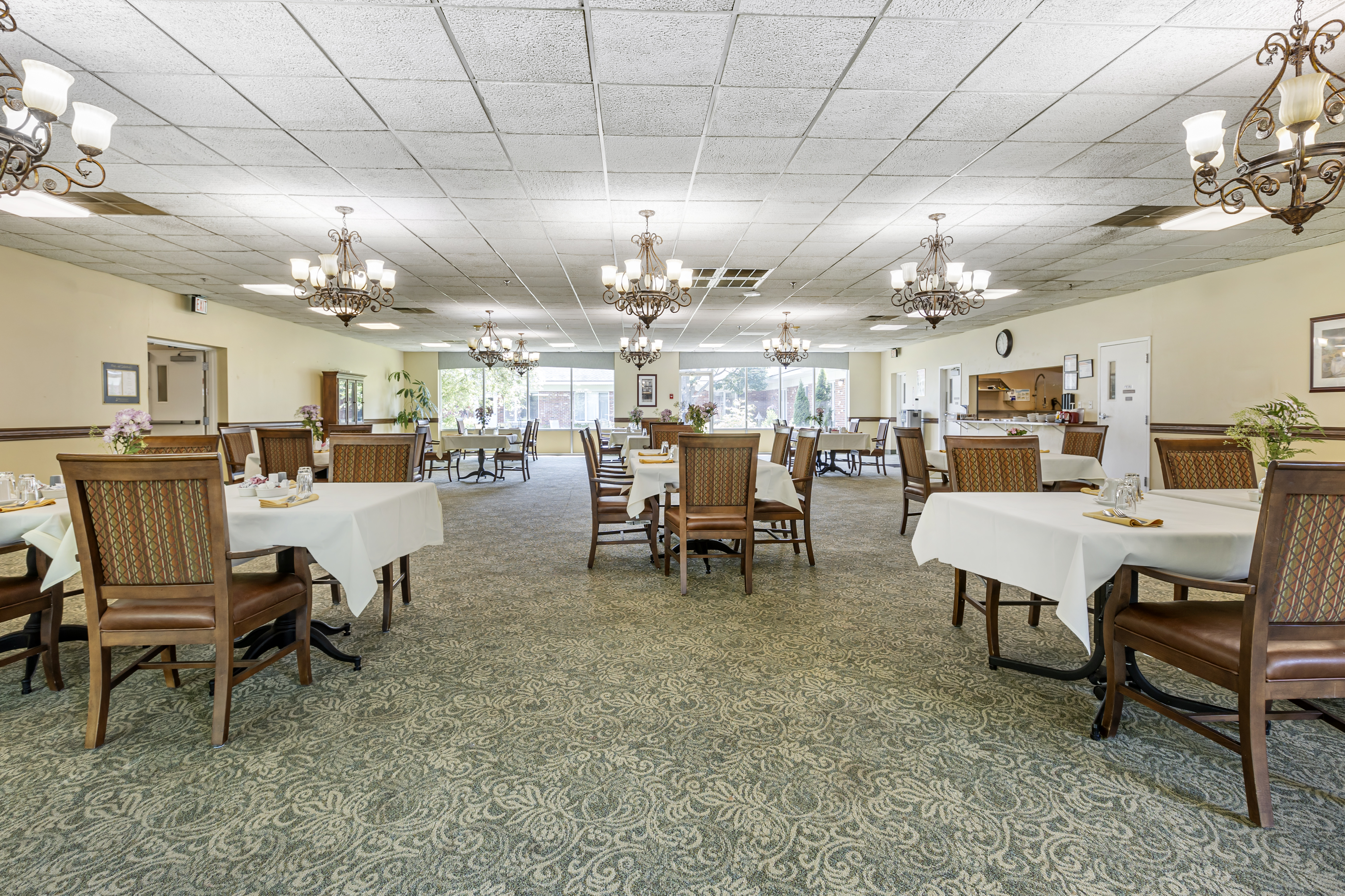 1-bellevue-ny-dining-room