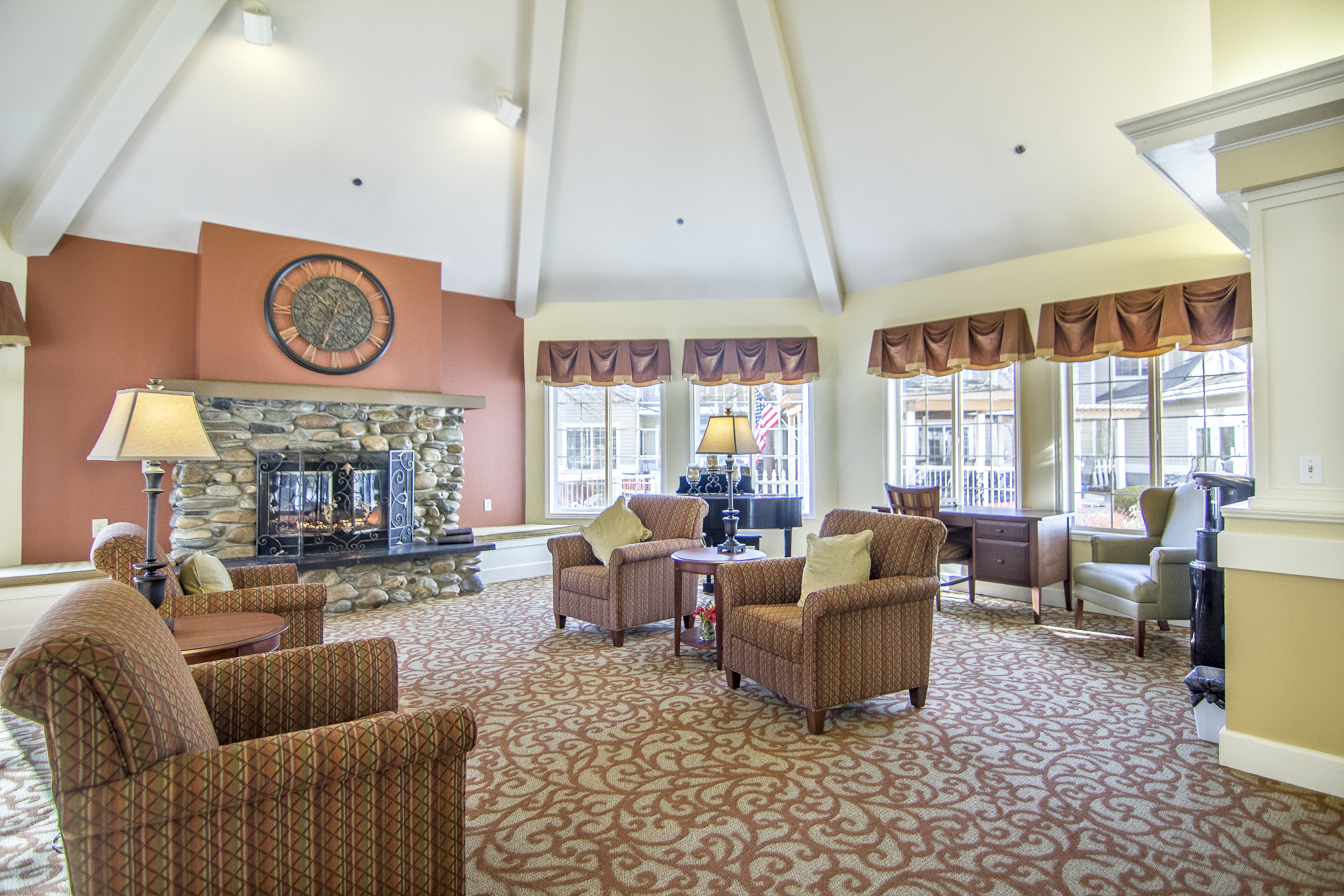 1-boise-parkcenter-al-community-living-room