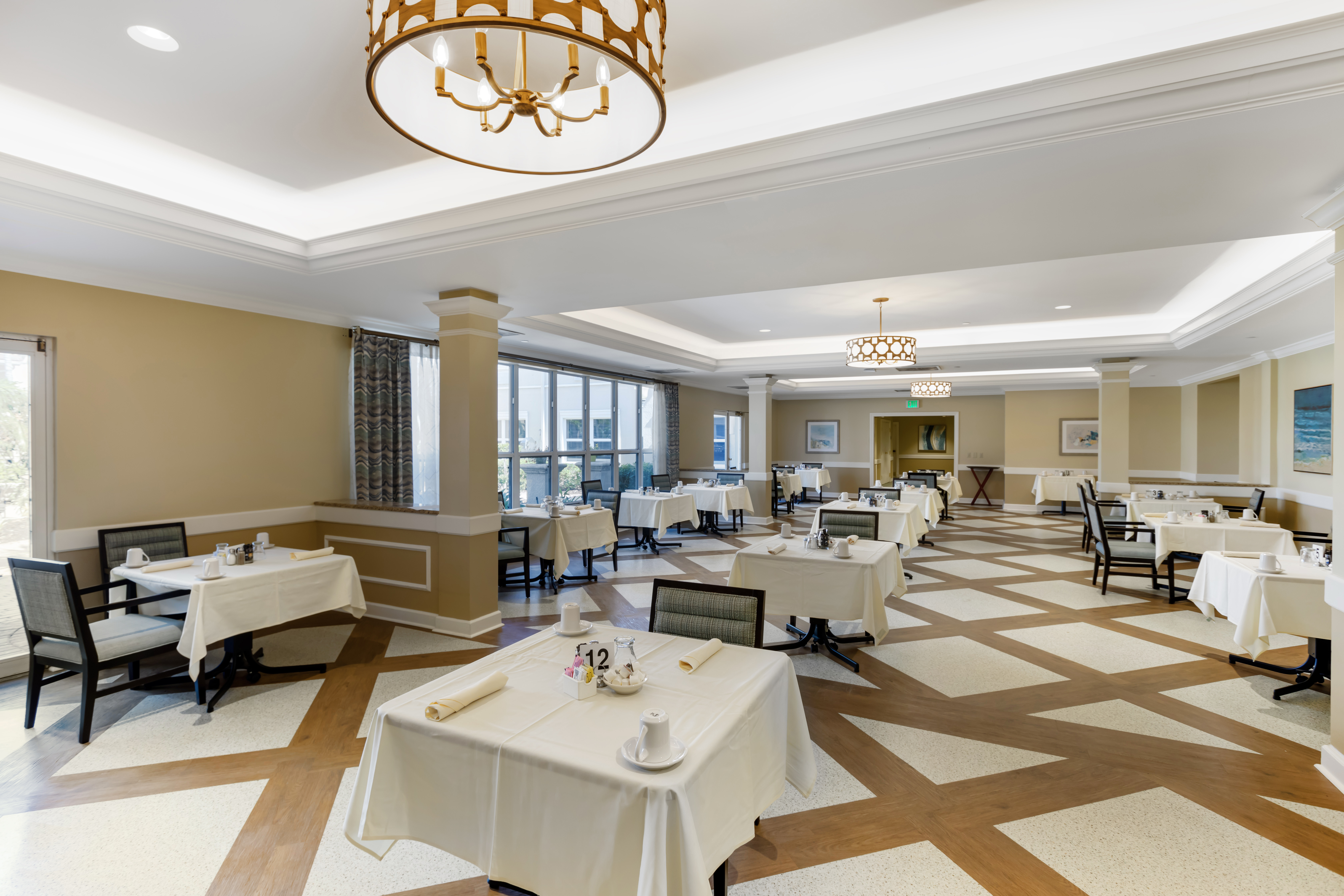 bonita-springs-dining-room