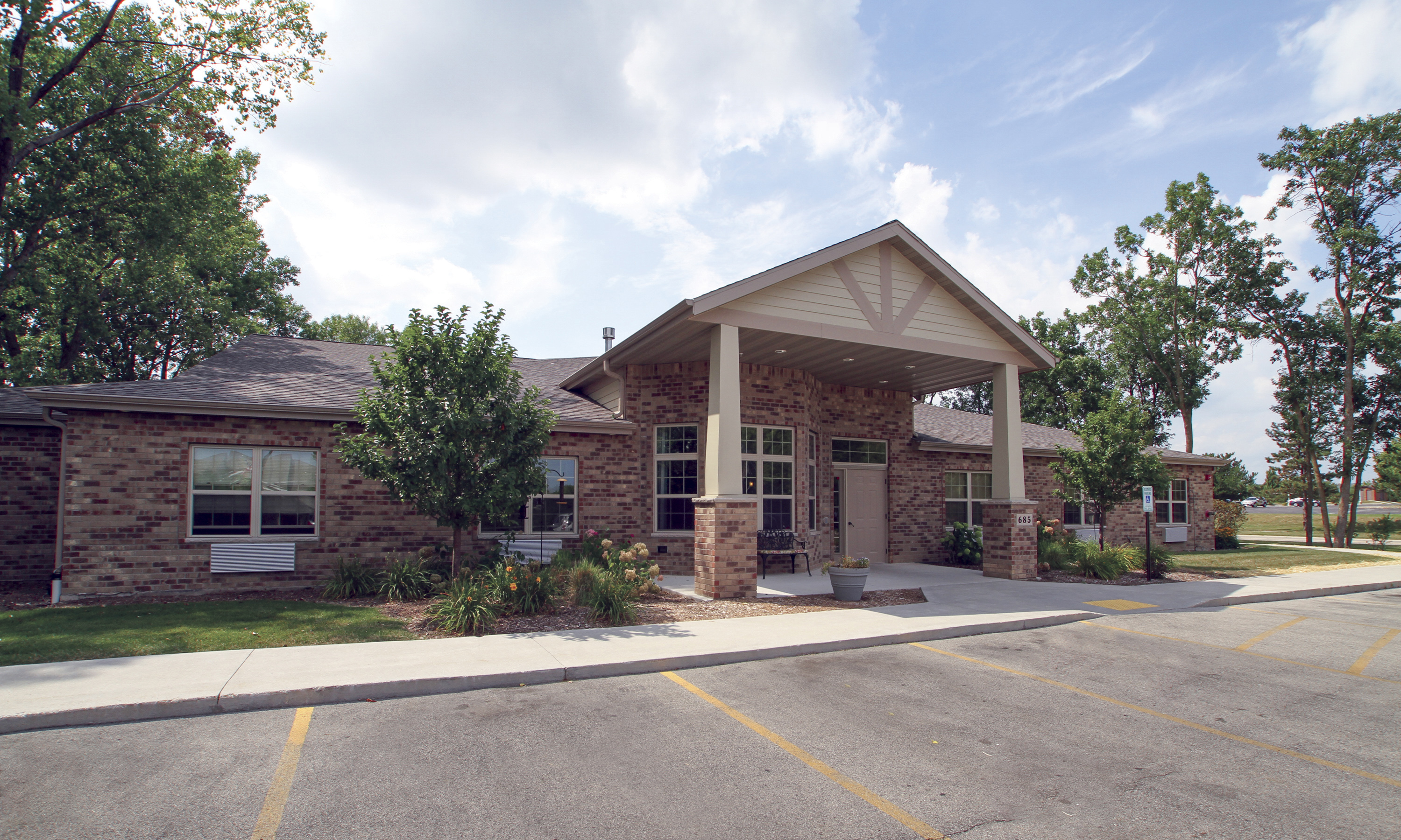 Brookdale Brookfield Mc Entrance