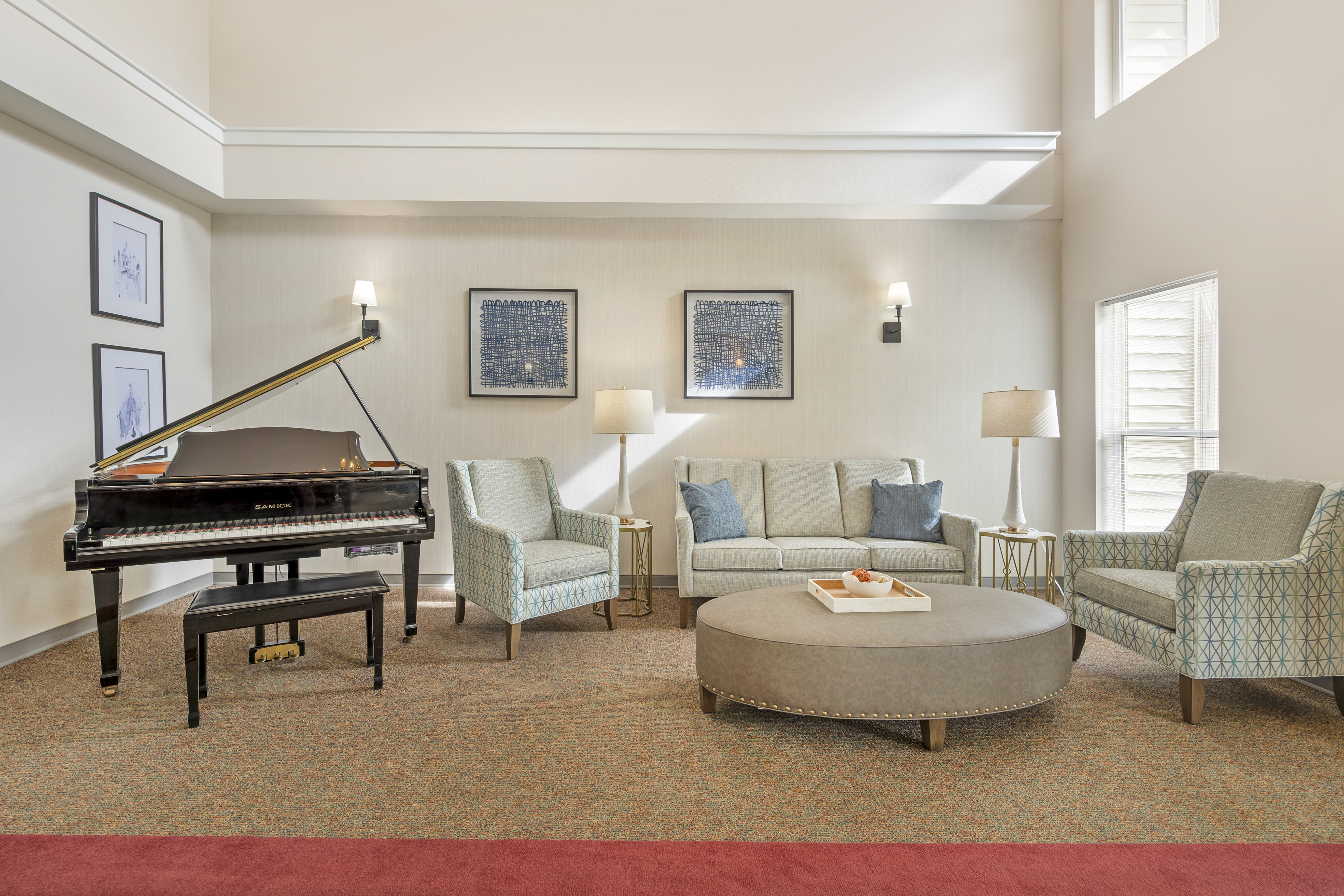 1-canyon-lakes-lobby