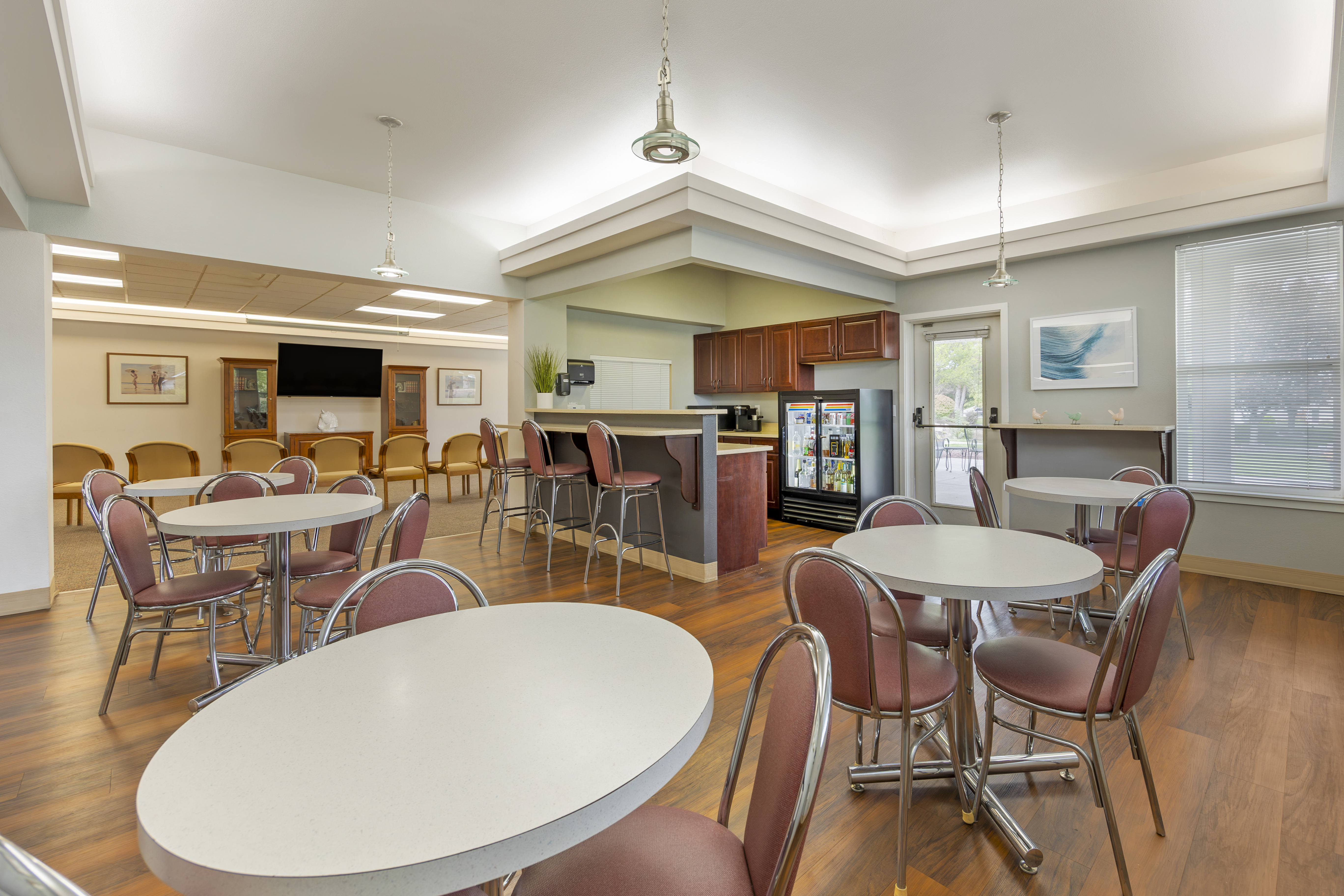 canyon-lakes-cafe
