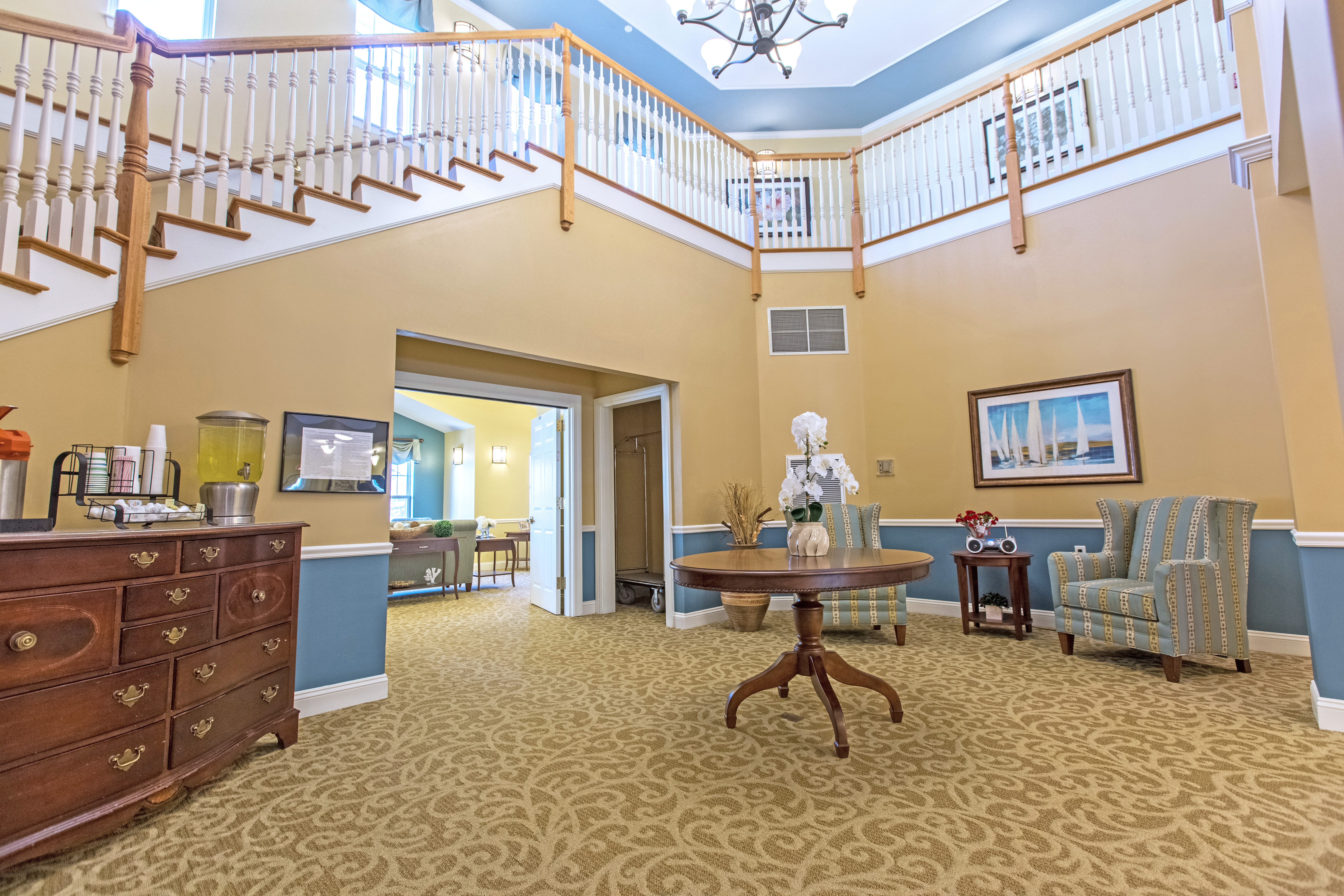 1-cape-cod-foyer