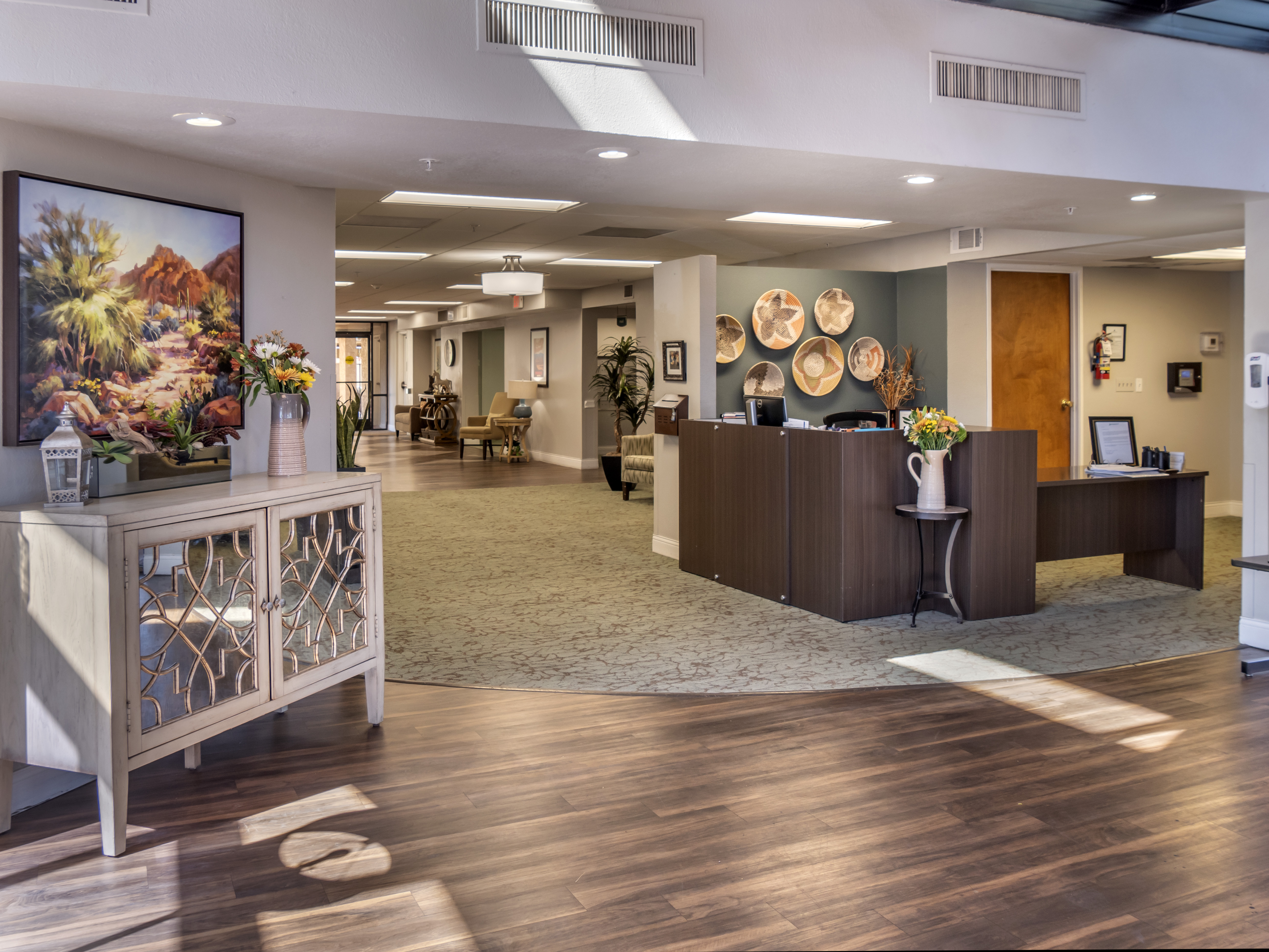 1-central-paradise-valley-lobby