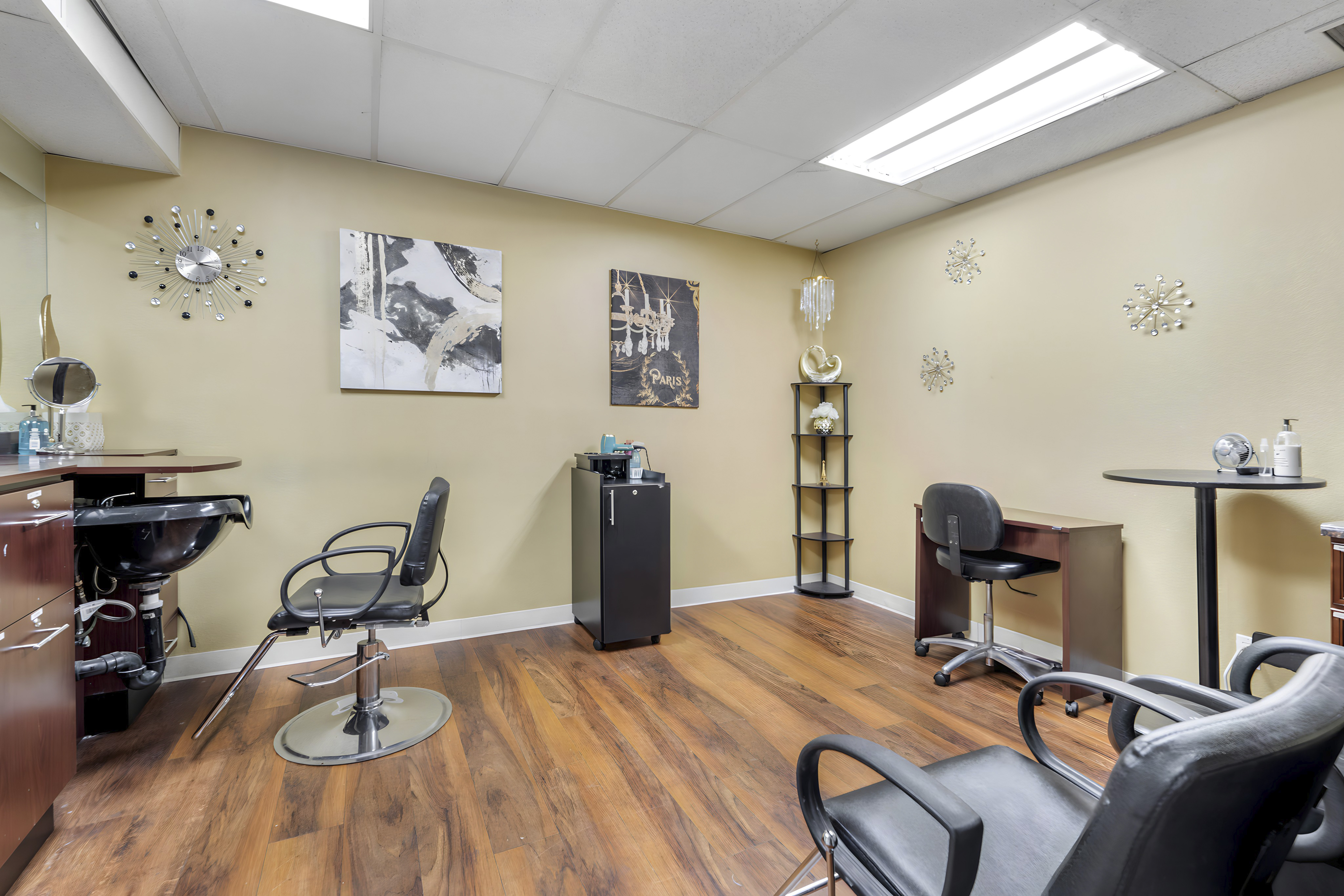 central-whittier-salon