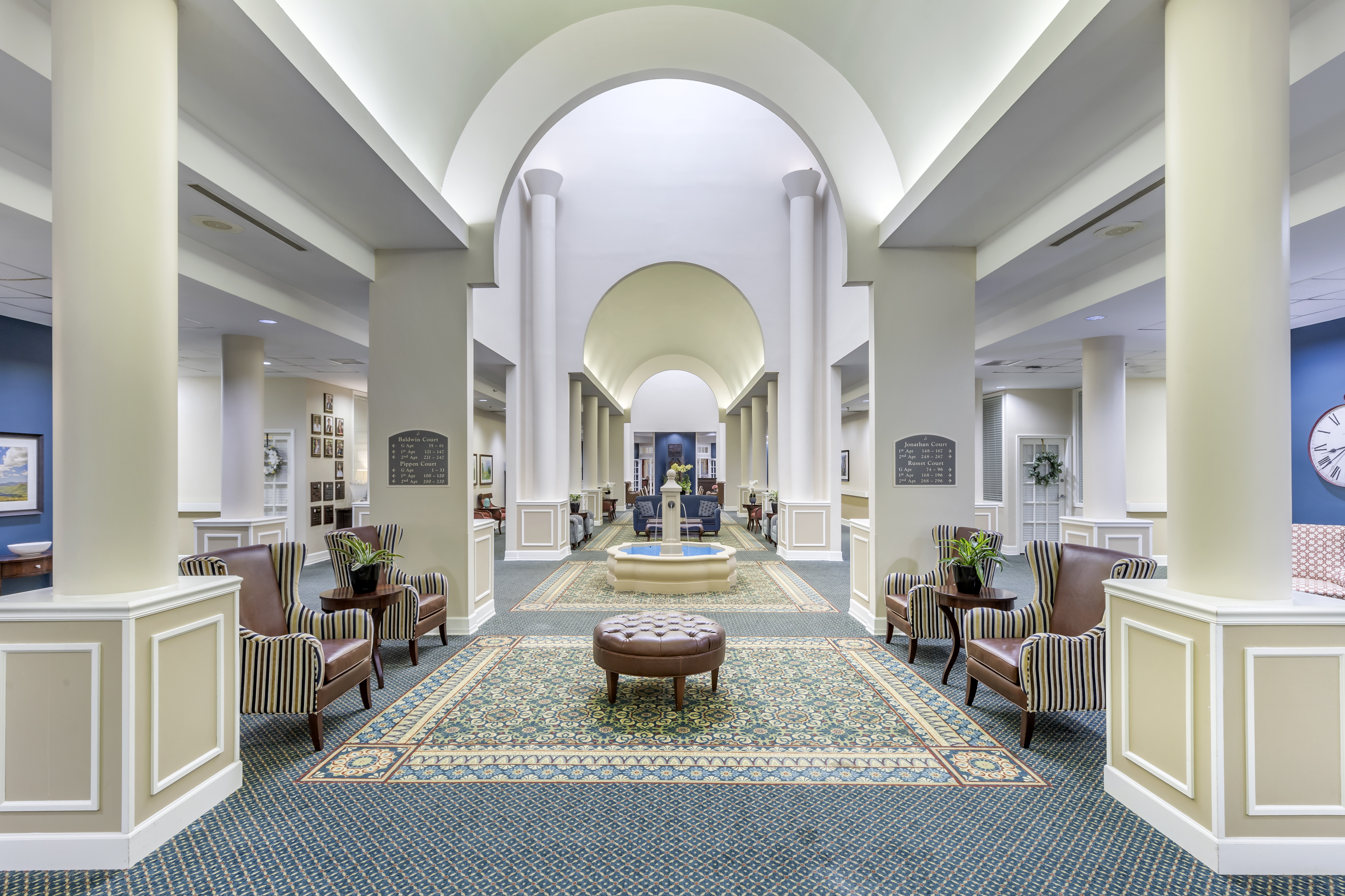 chambrel-roswell-lobby