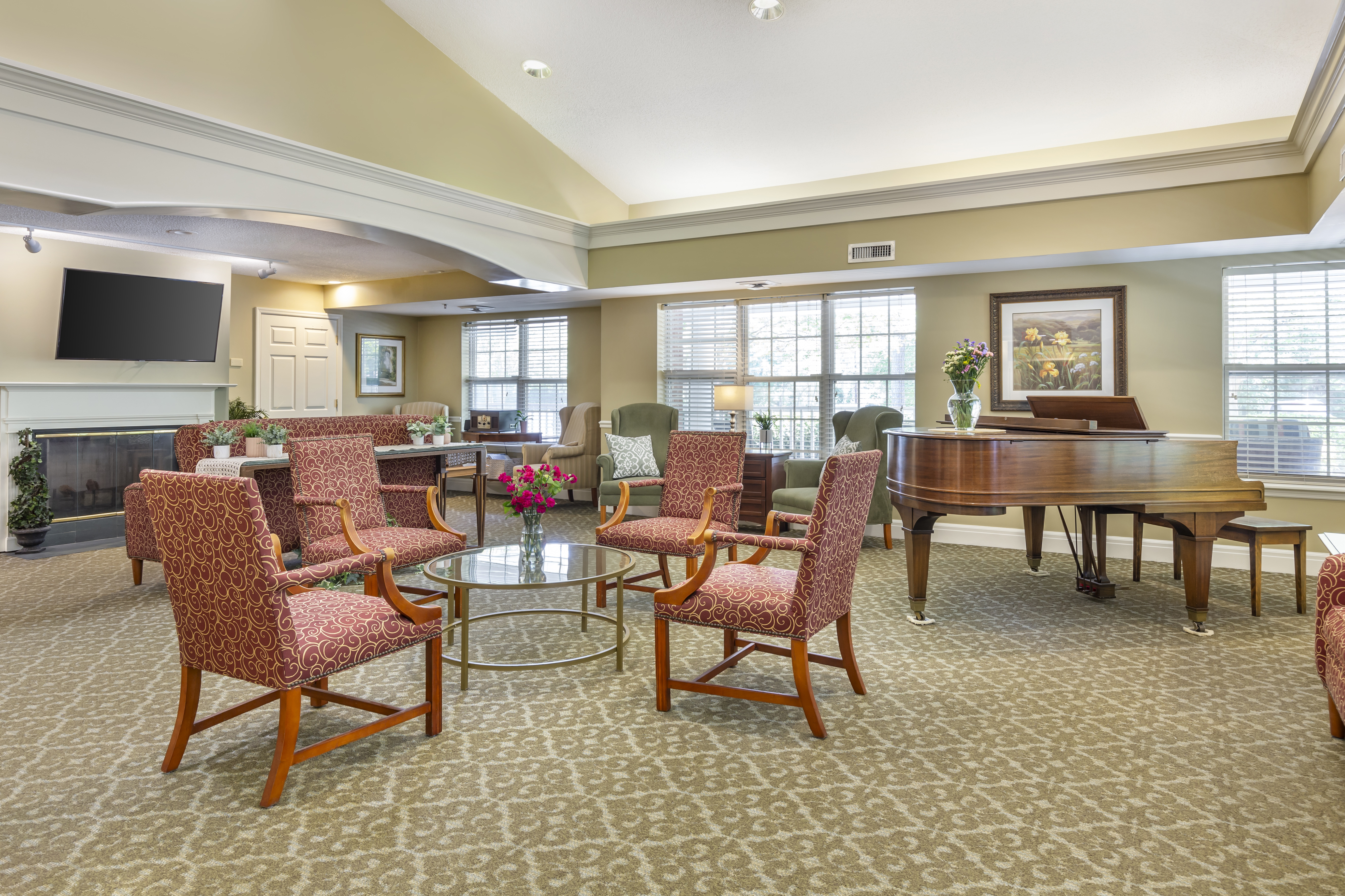 1-chapel-hill-al-community-living-room