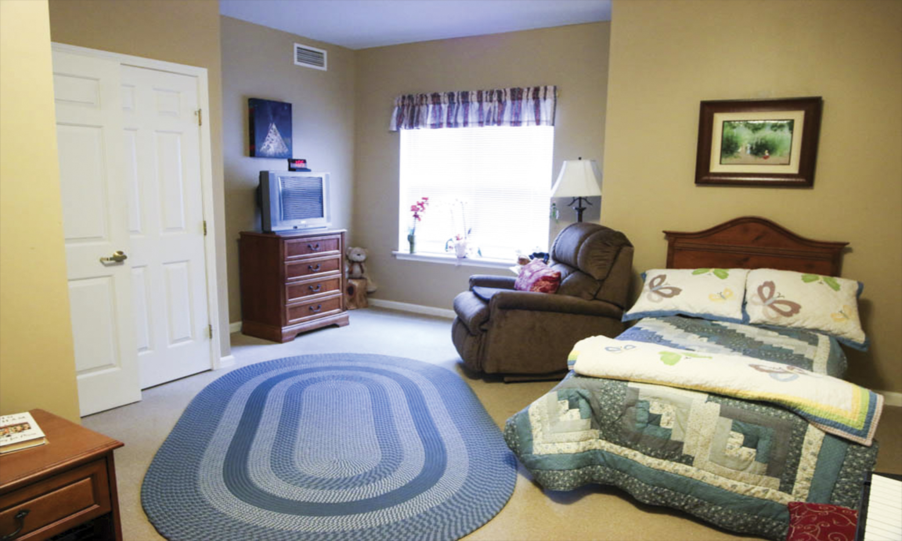 clinton-ny-mc-bedroom
