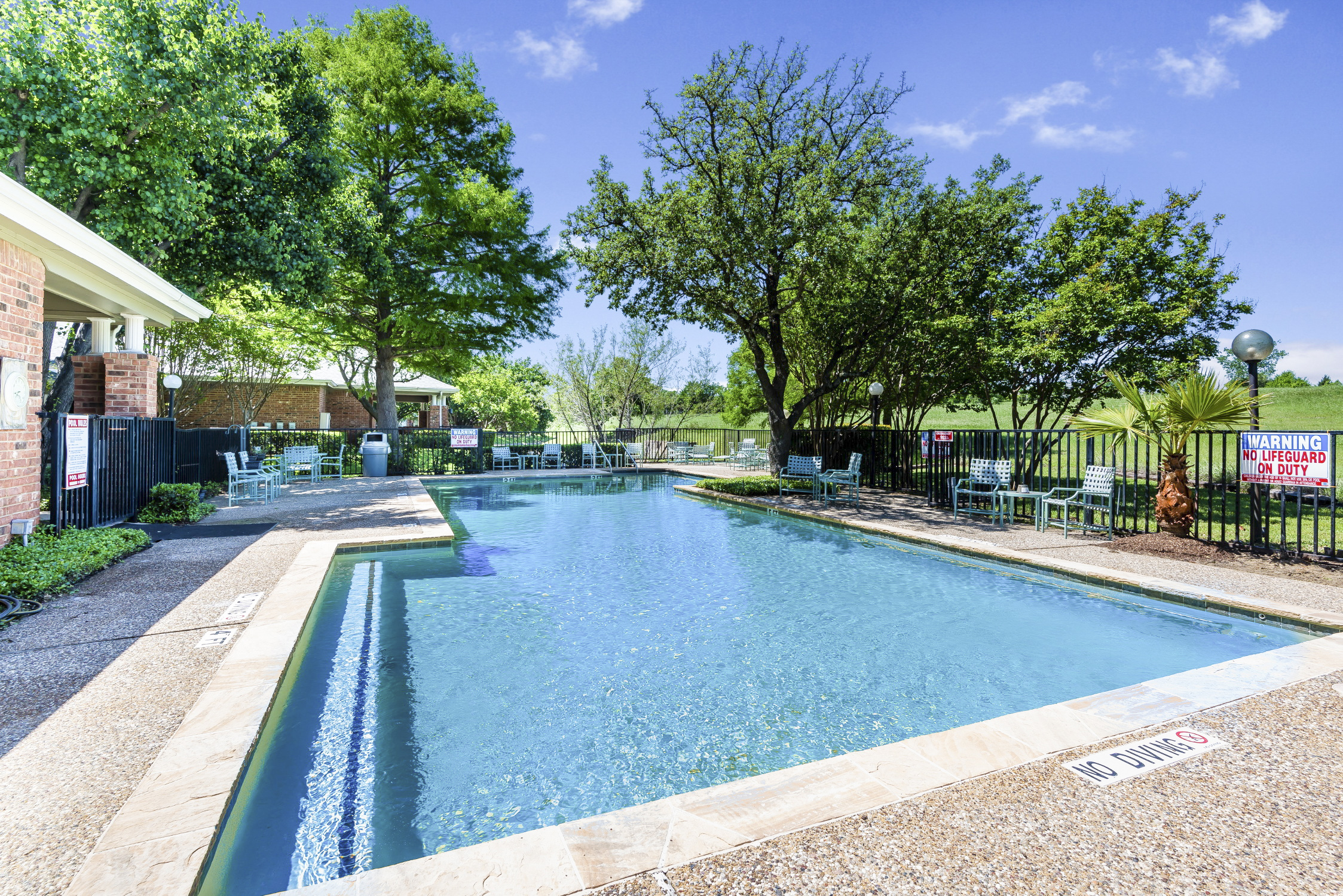 Brookdale Club Hill Pool