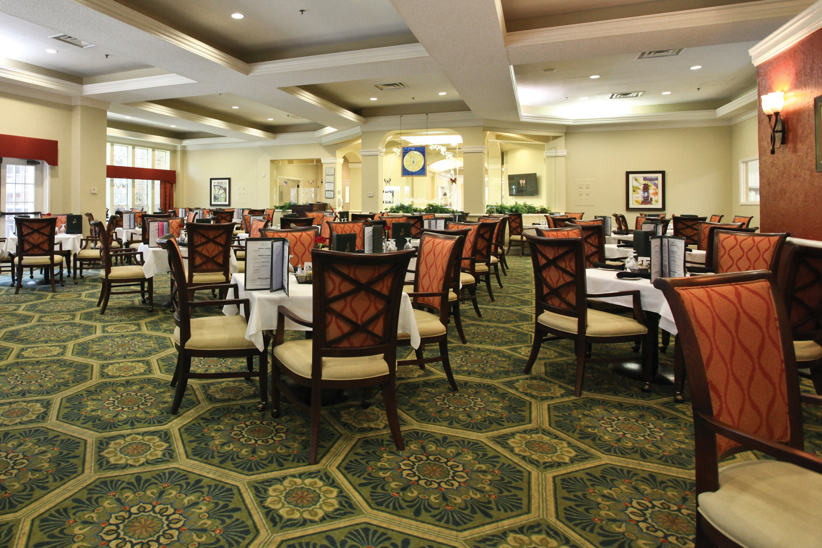 club-hill-dining-room