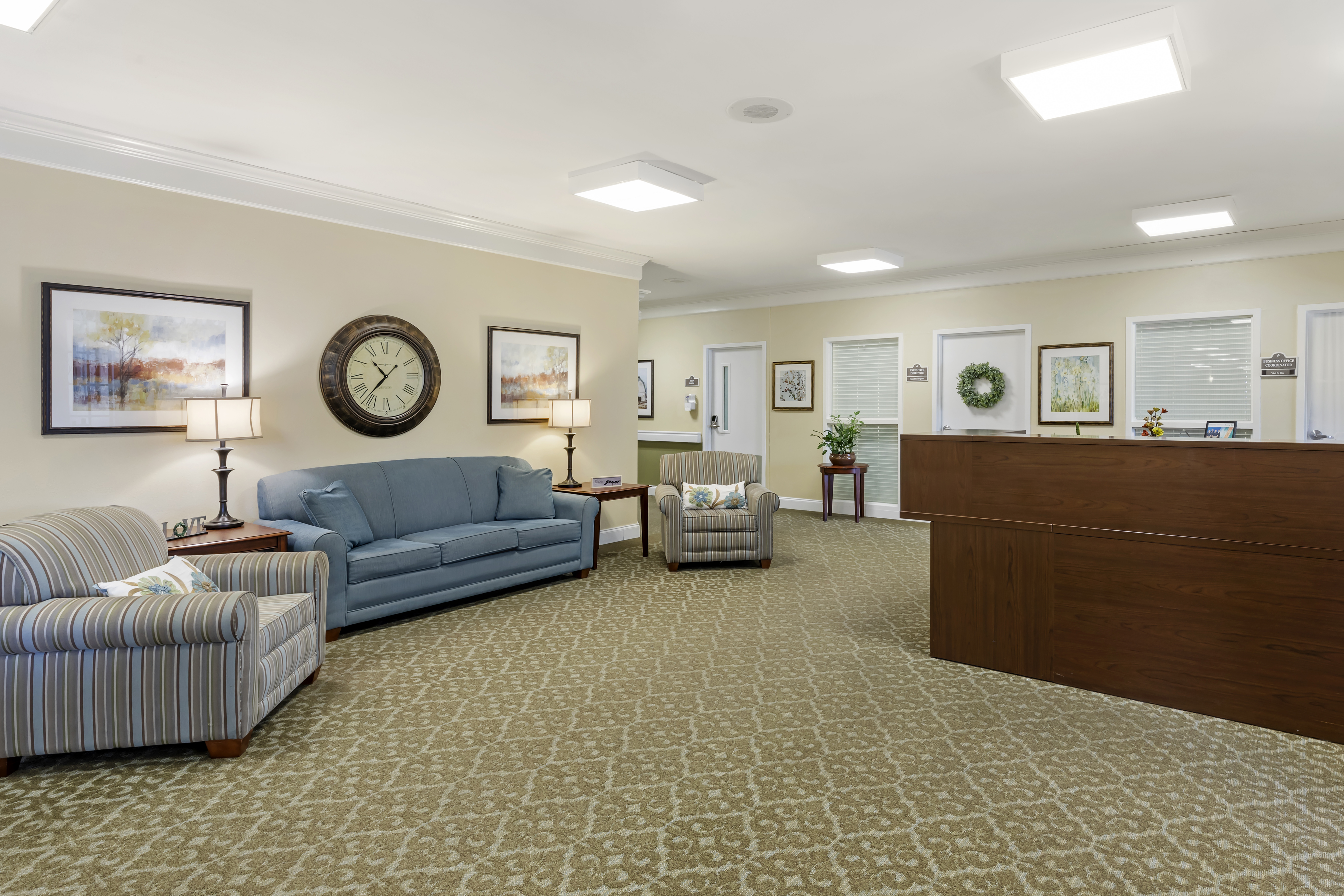 1-collin-oaks-lobby