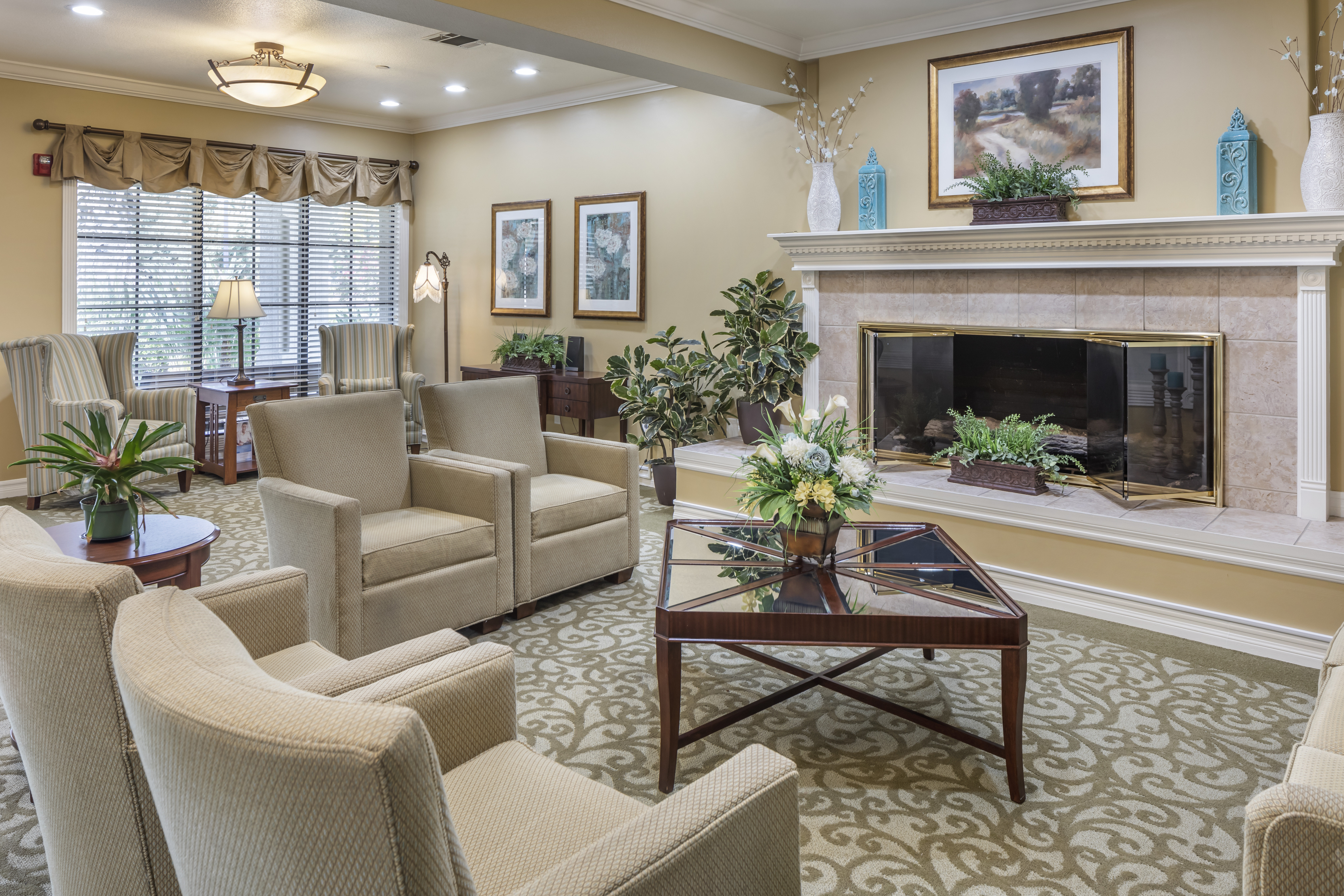 1-corona-community-living-room