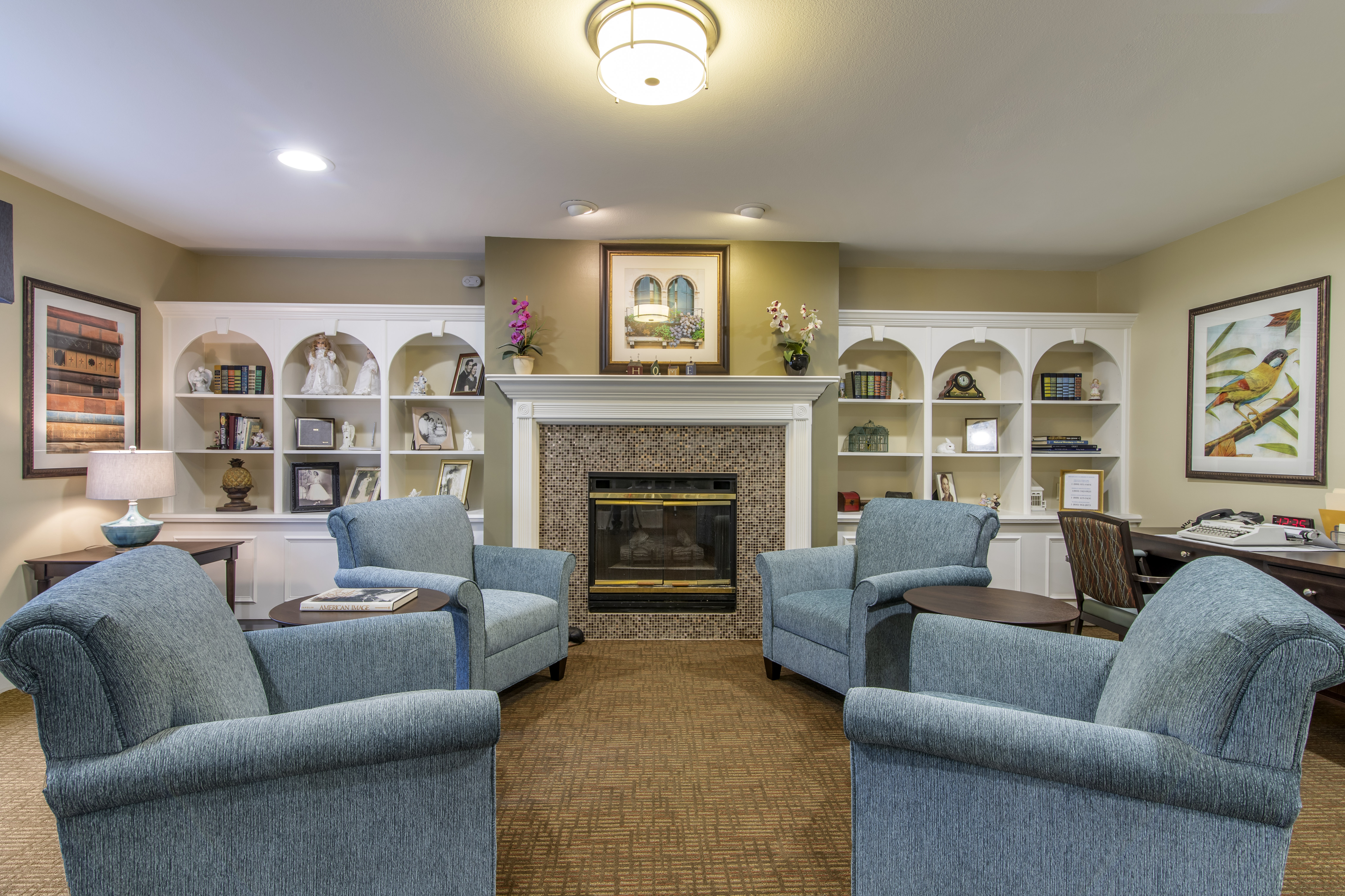 1-crown-point-community-living-room