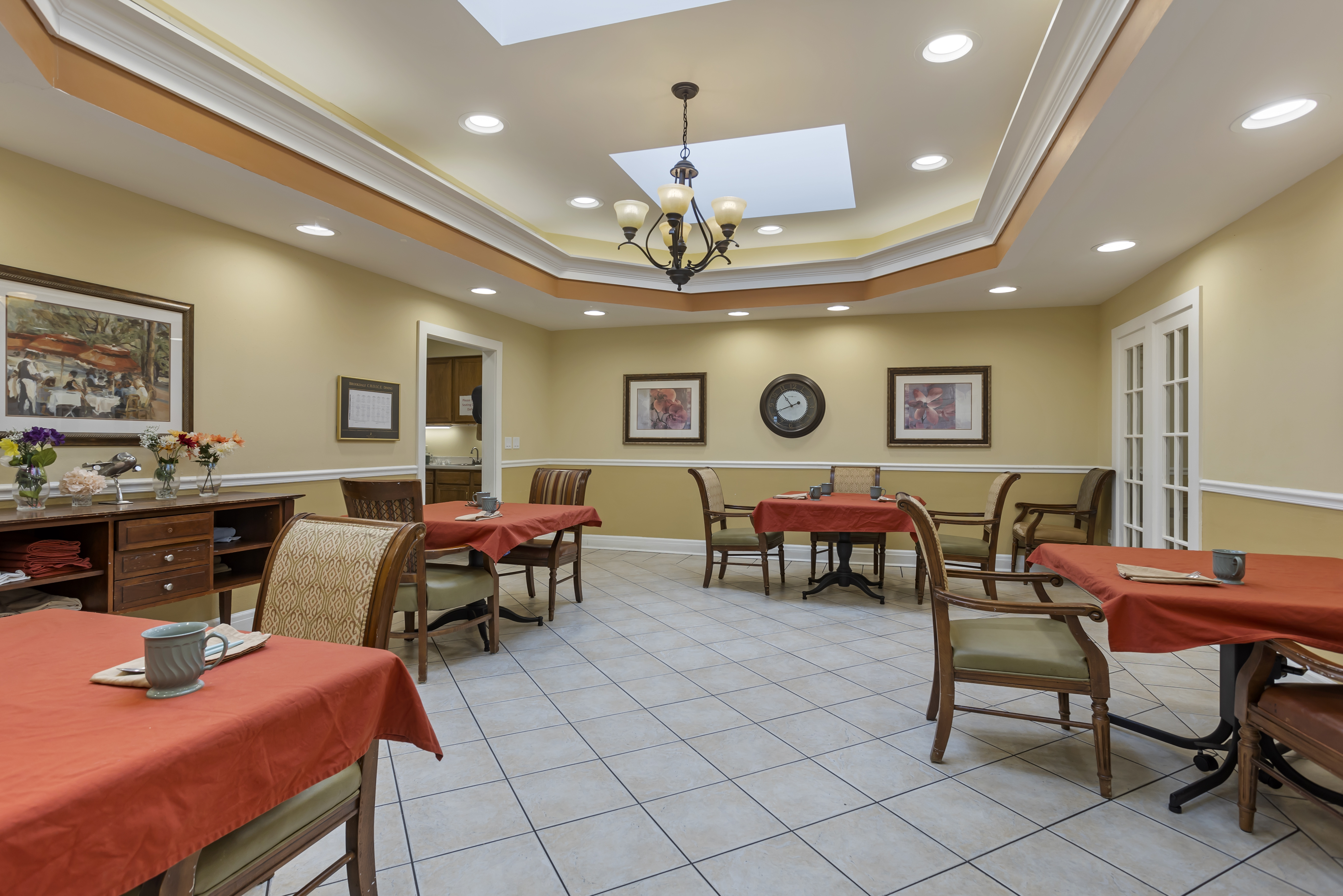 delta-mc-community-dining-room