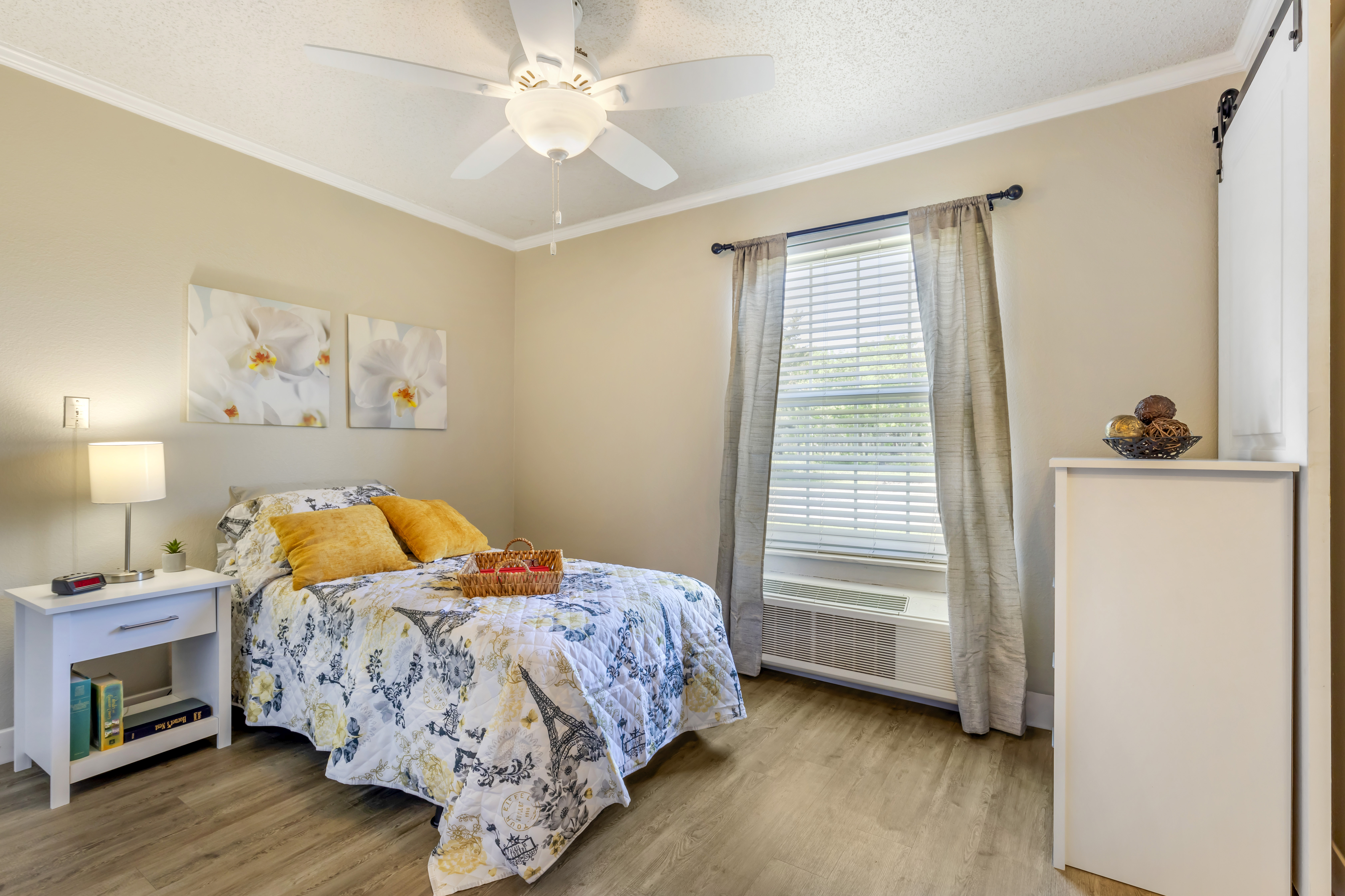 denton-north-apartment-bedroom
