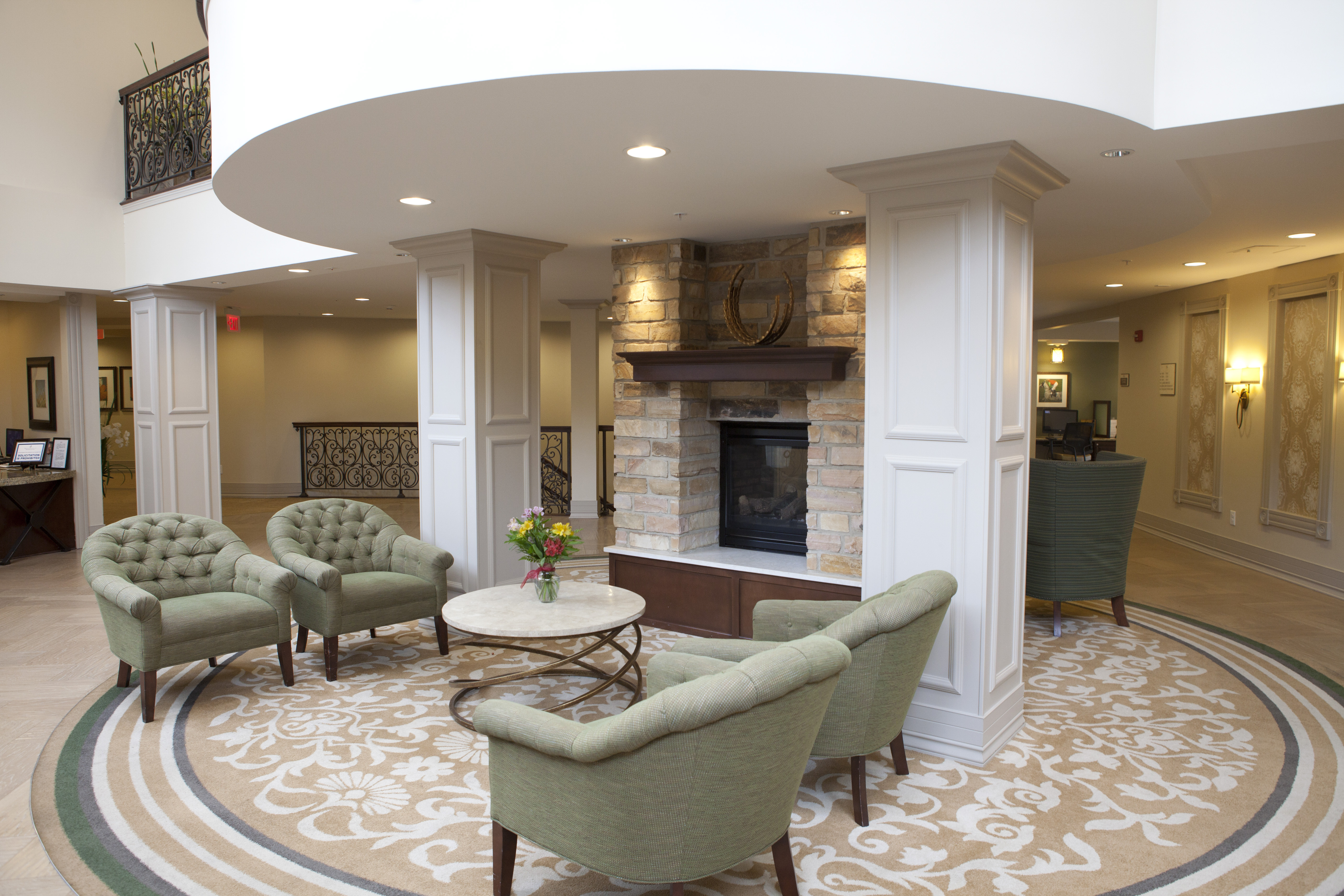 1-dogwood-creek-foyer