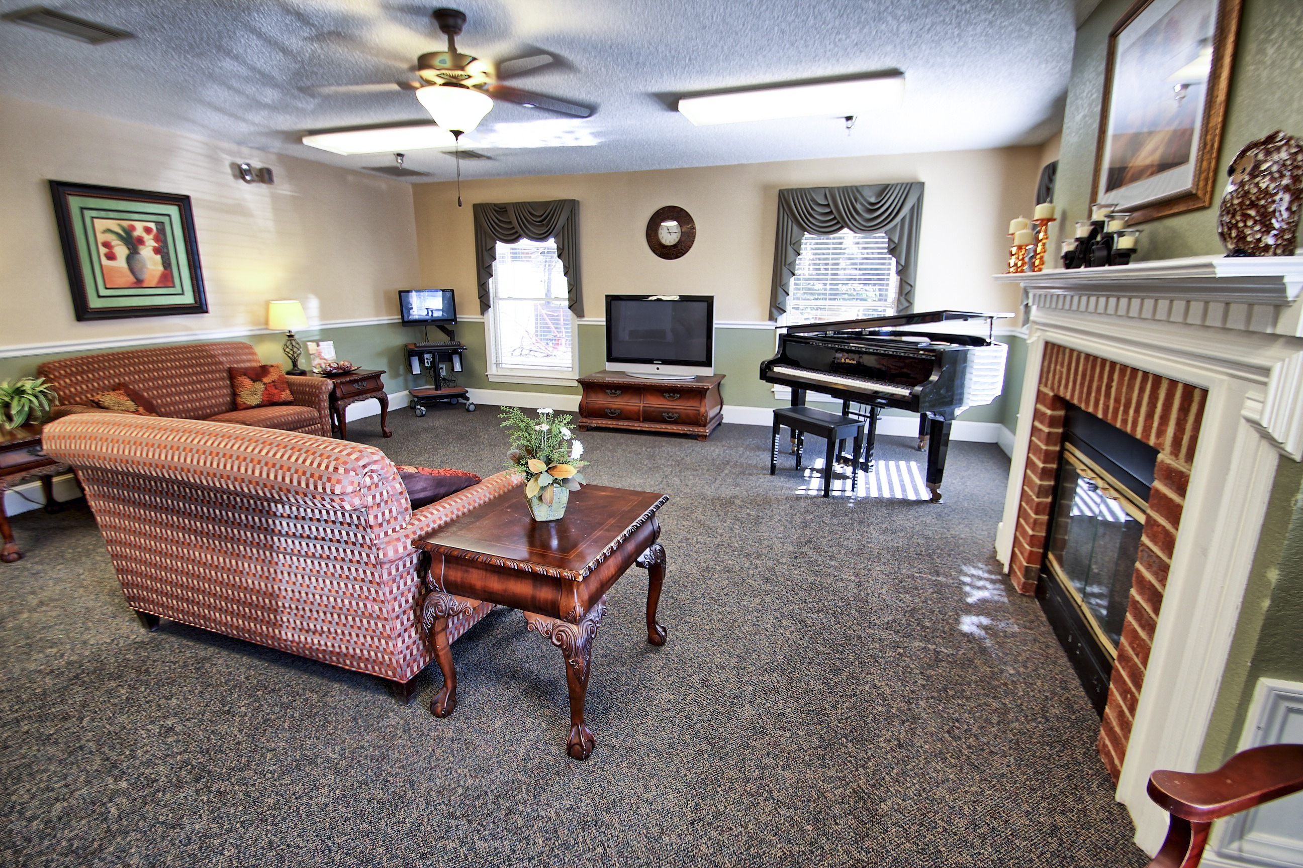 Brookdale East Broad - Assisted Living in Statesville, NC photo 3