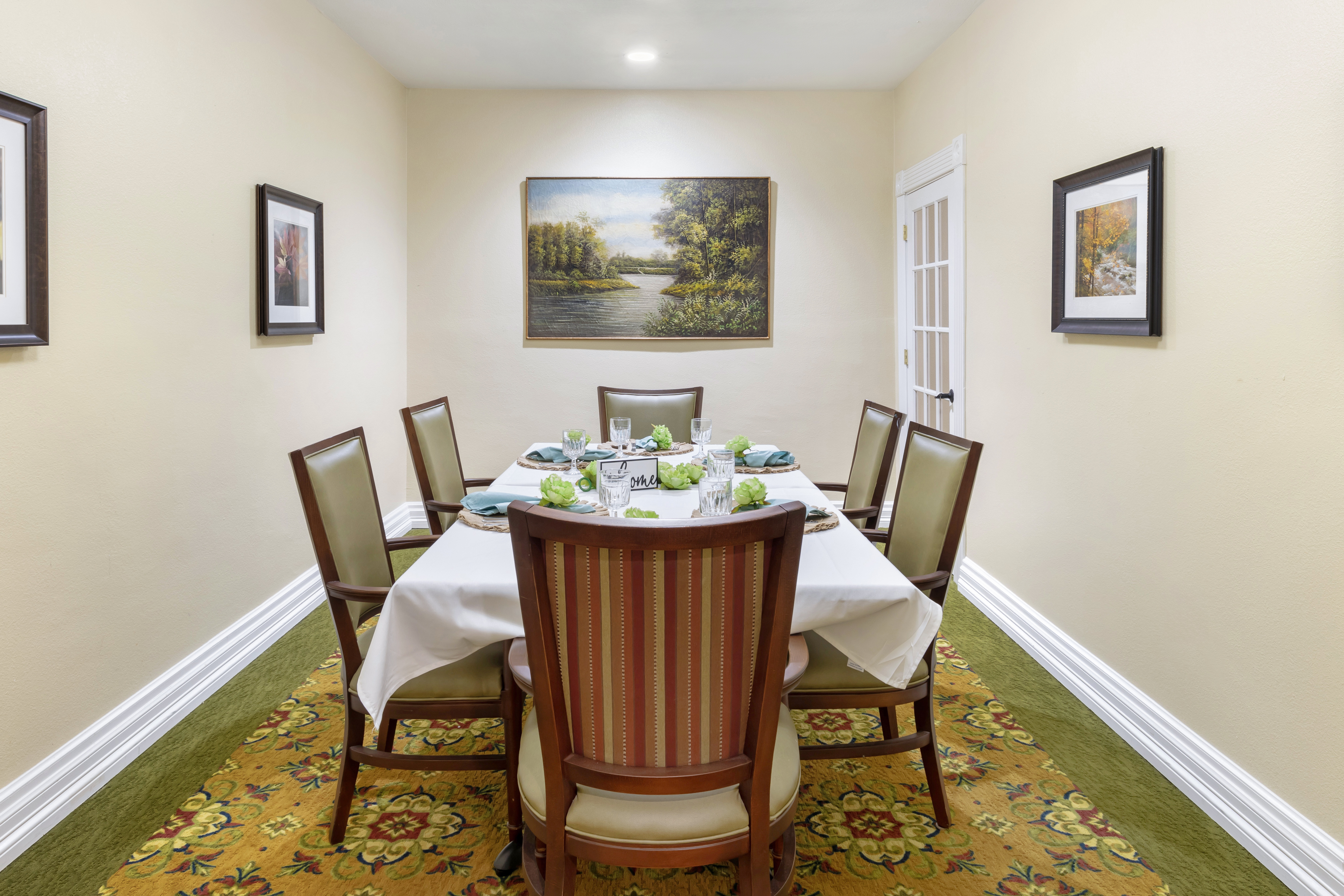 1-eden-estates-private-dining-room