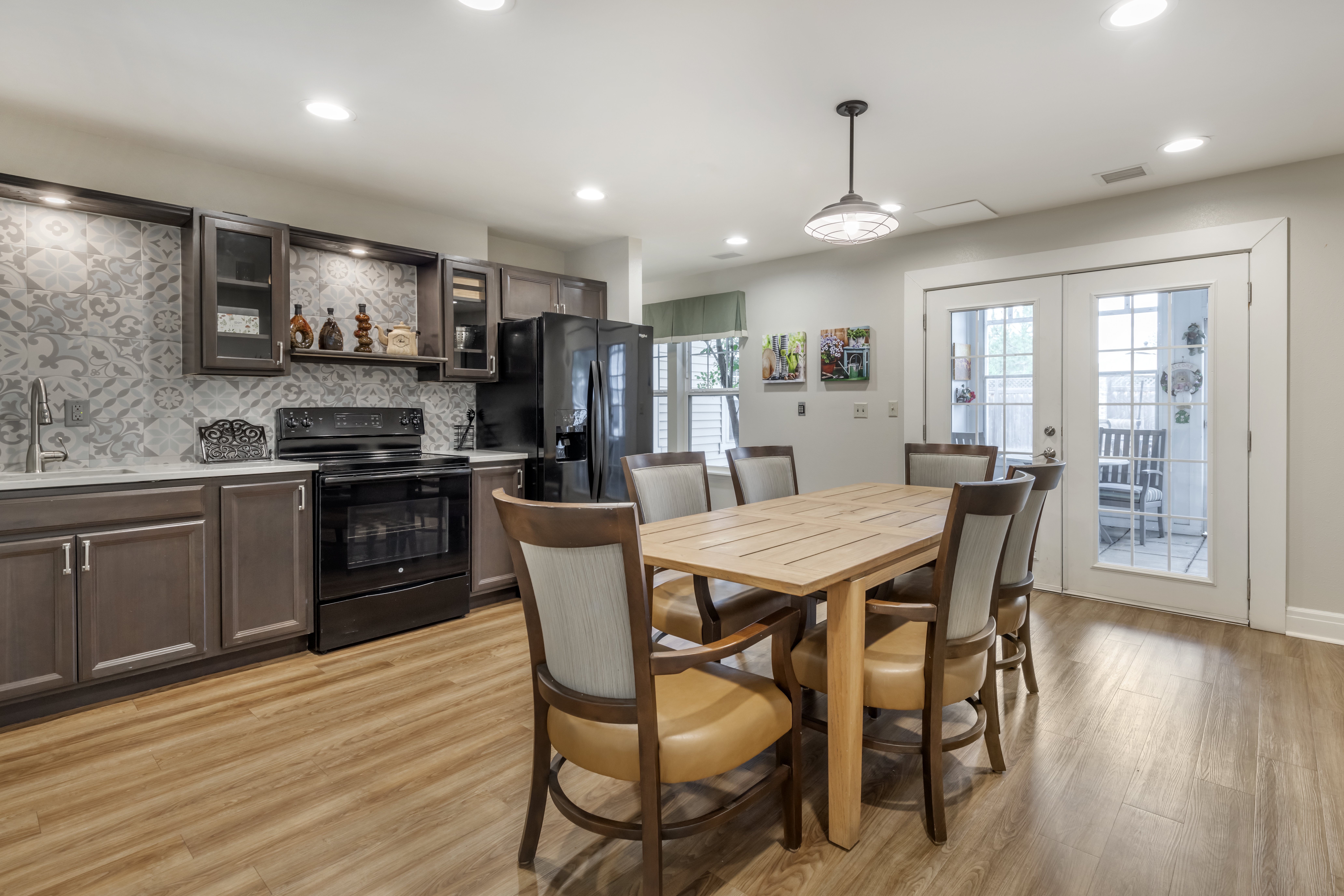 3-eden-prairie-community-kitchen