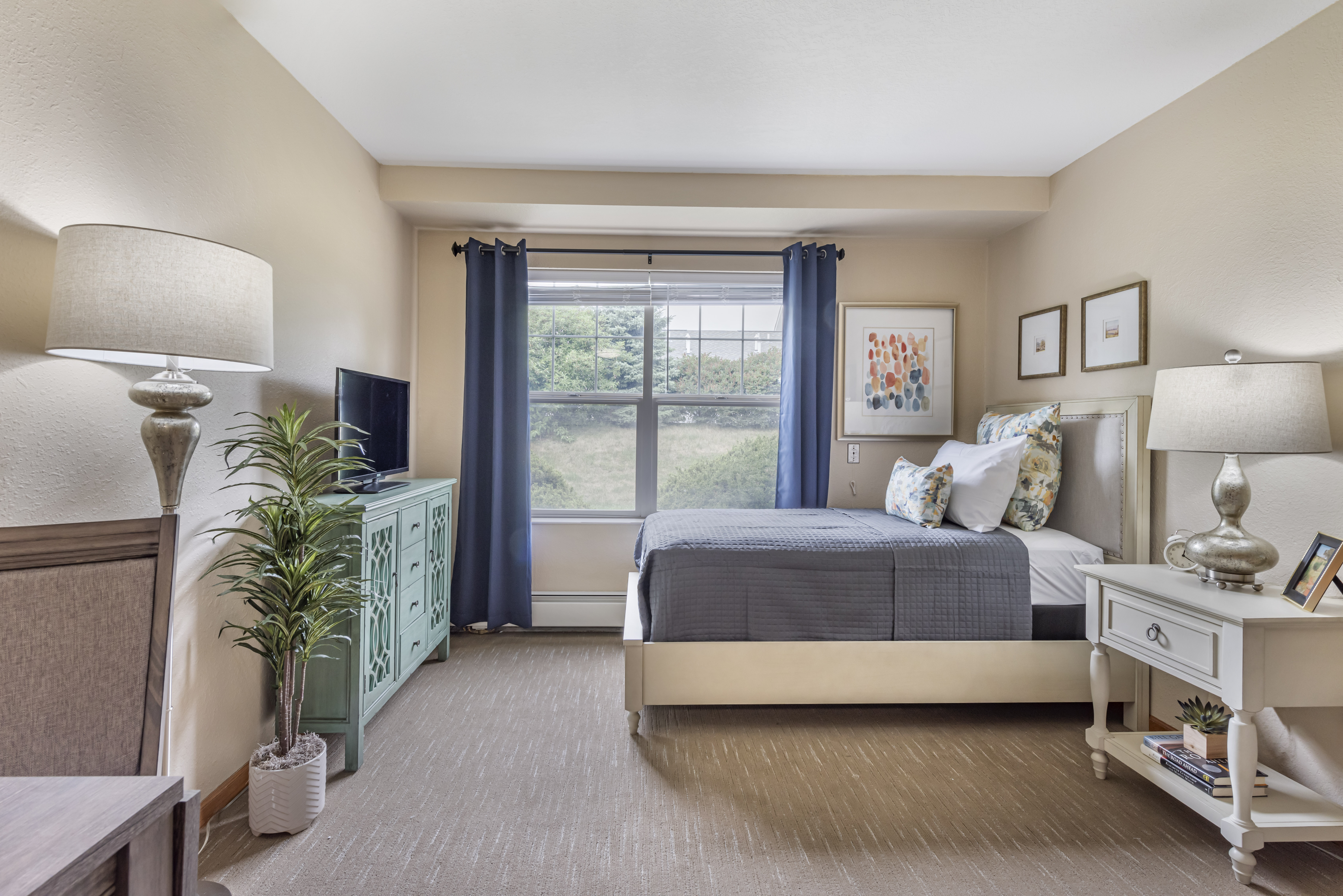 3-faribault-apartment-bedroom