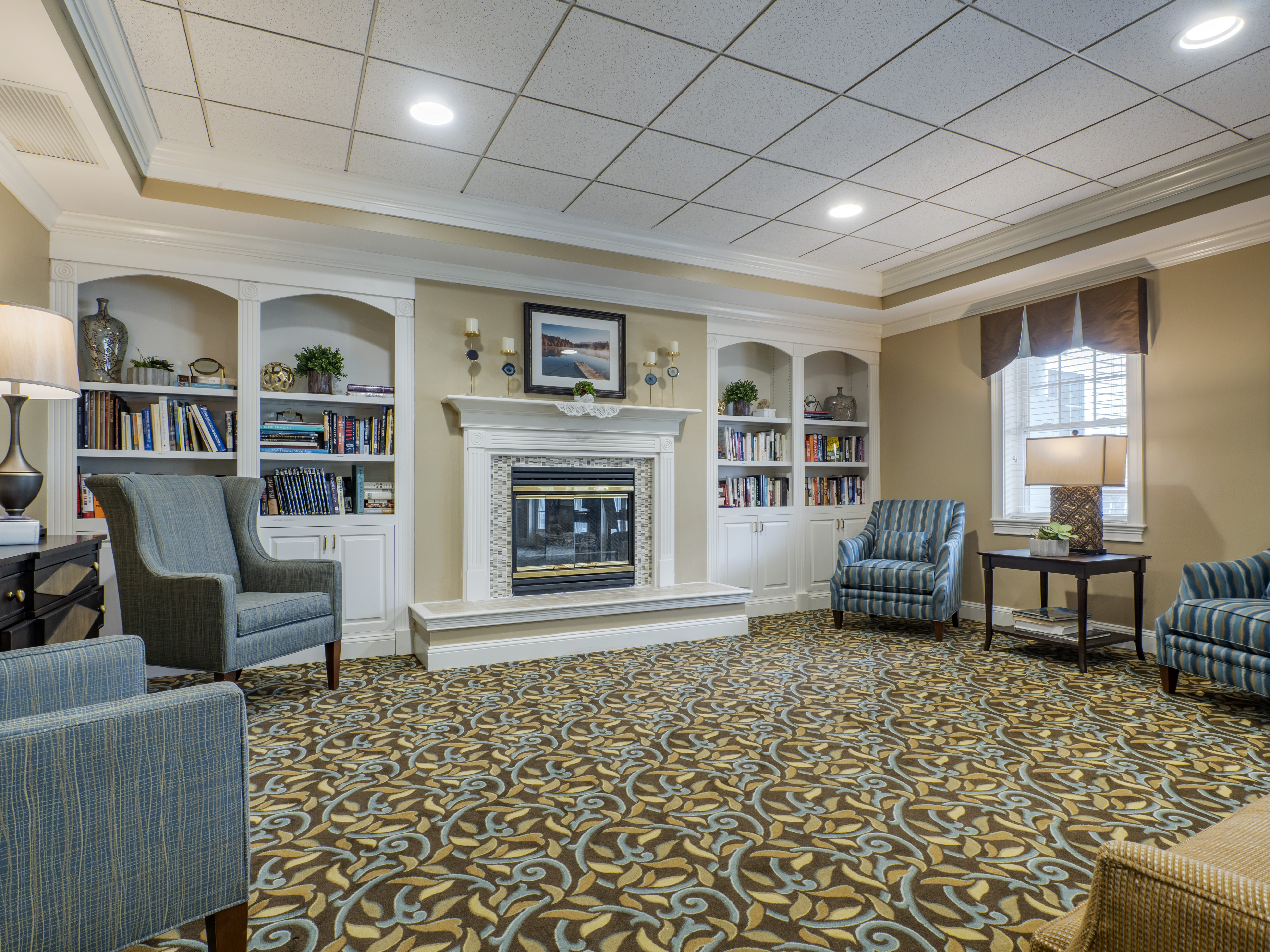 1-fillmore-pond-community-living-room