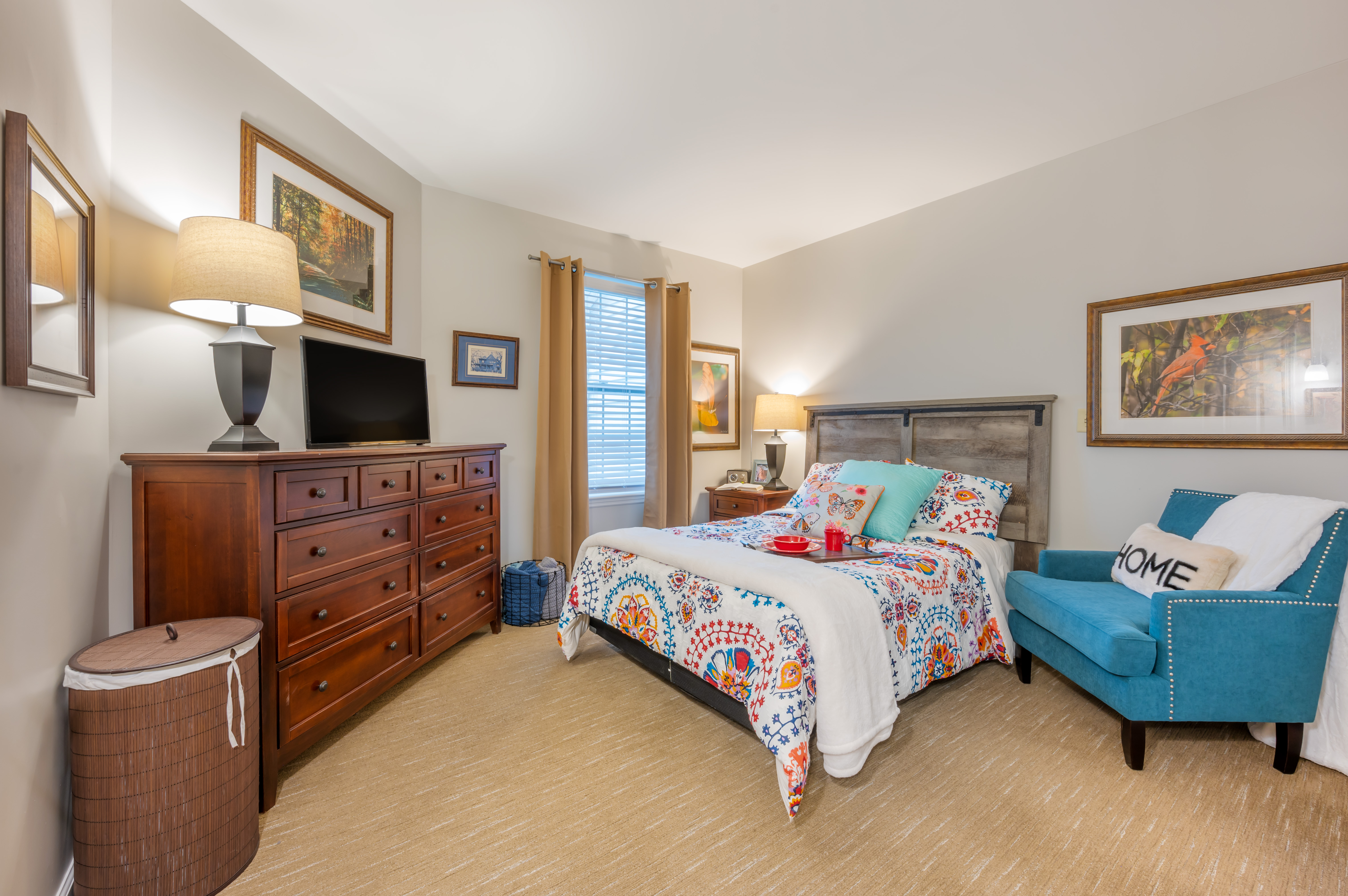 finneytown-apartment-bedroom