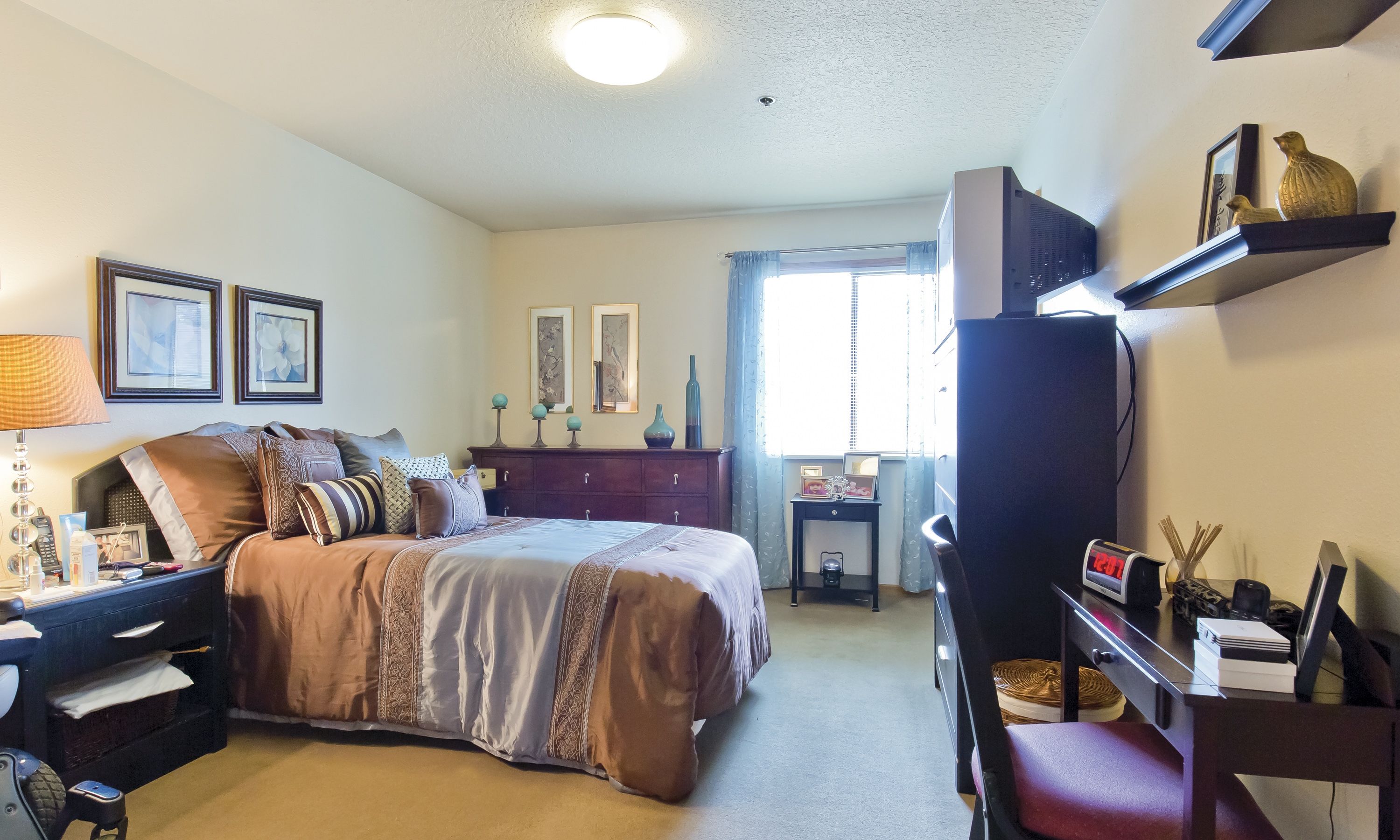 forest-grove-bedroom
