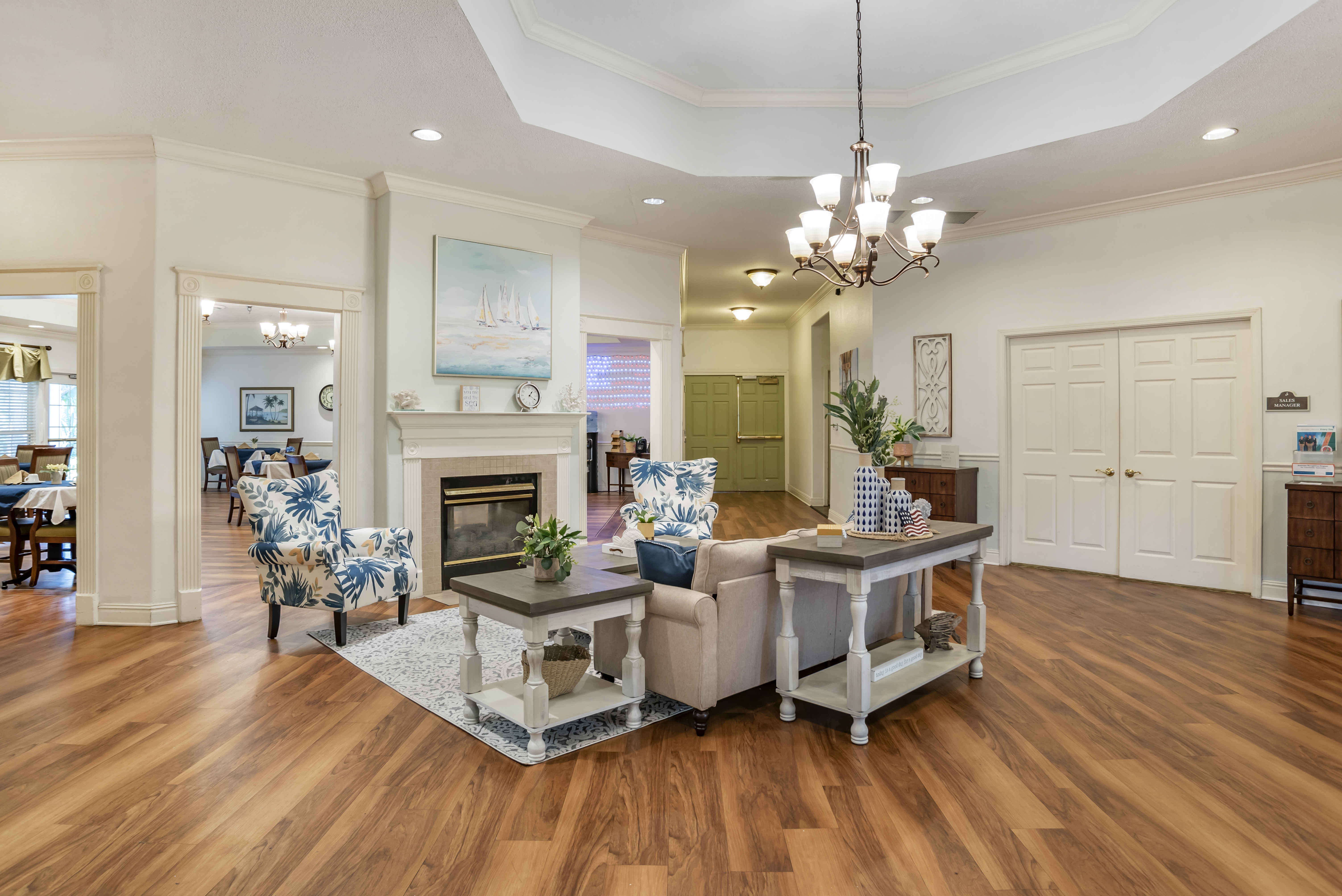 3-fort-walton-beach-lobby