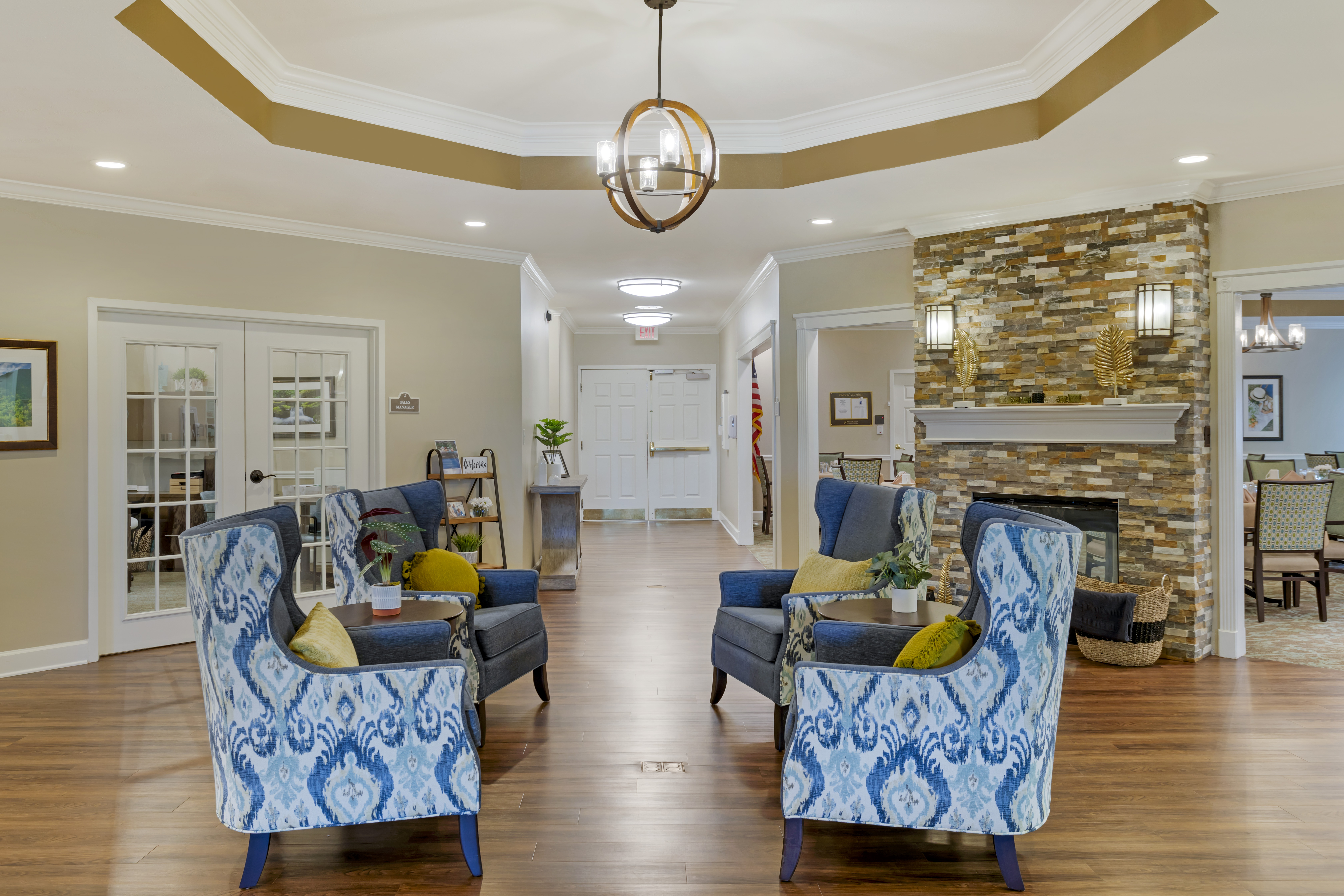 1-greenville-tn-community-living-room