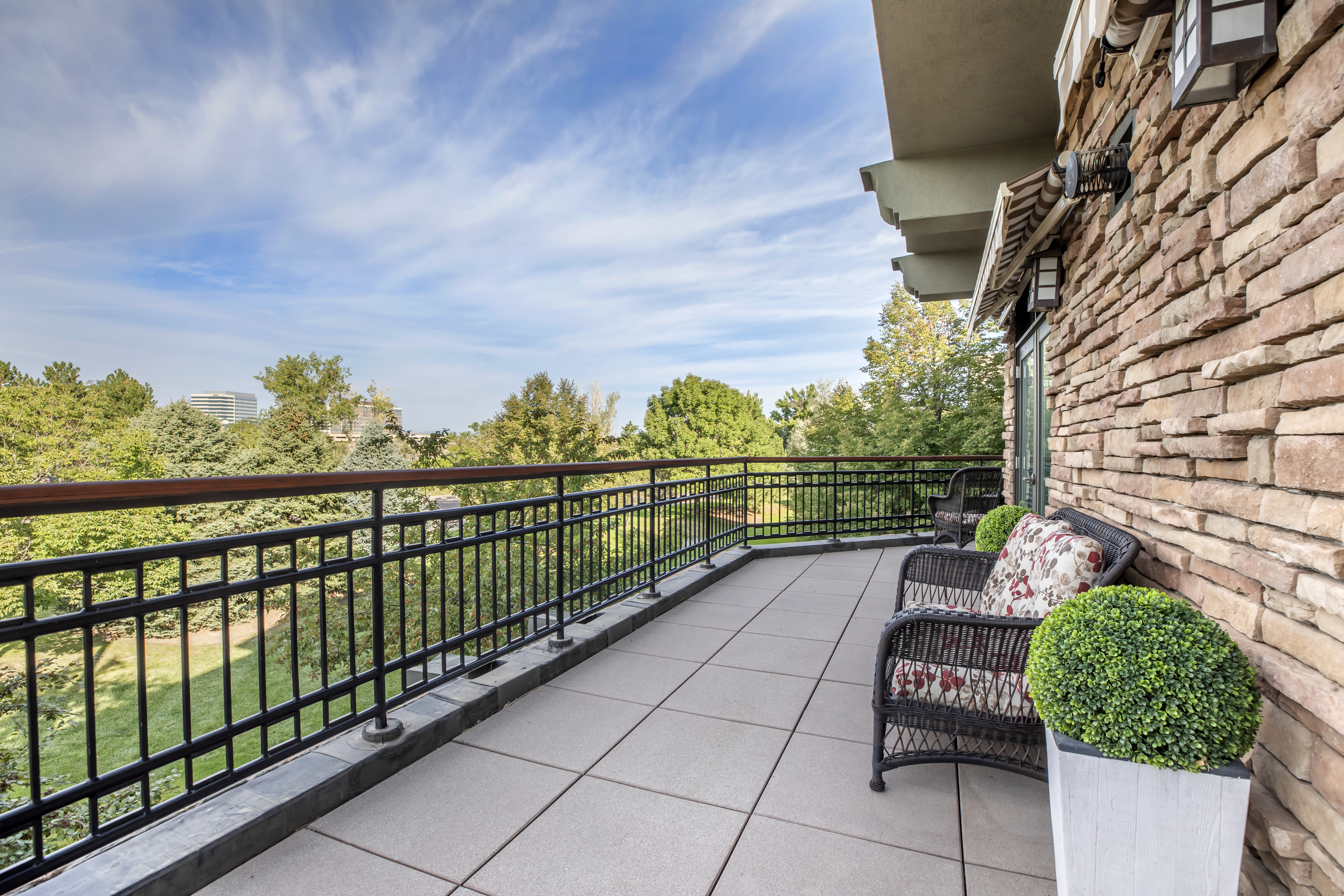 3-greenwood-village-balcony