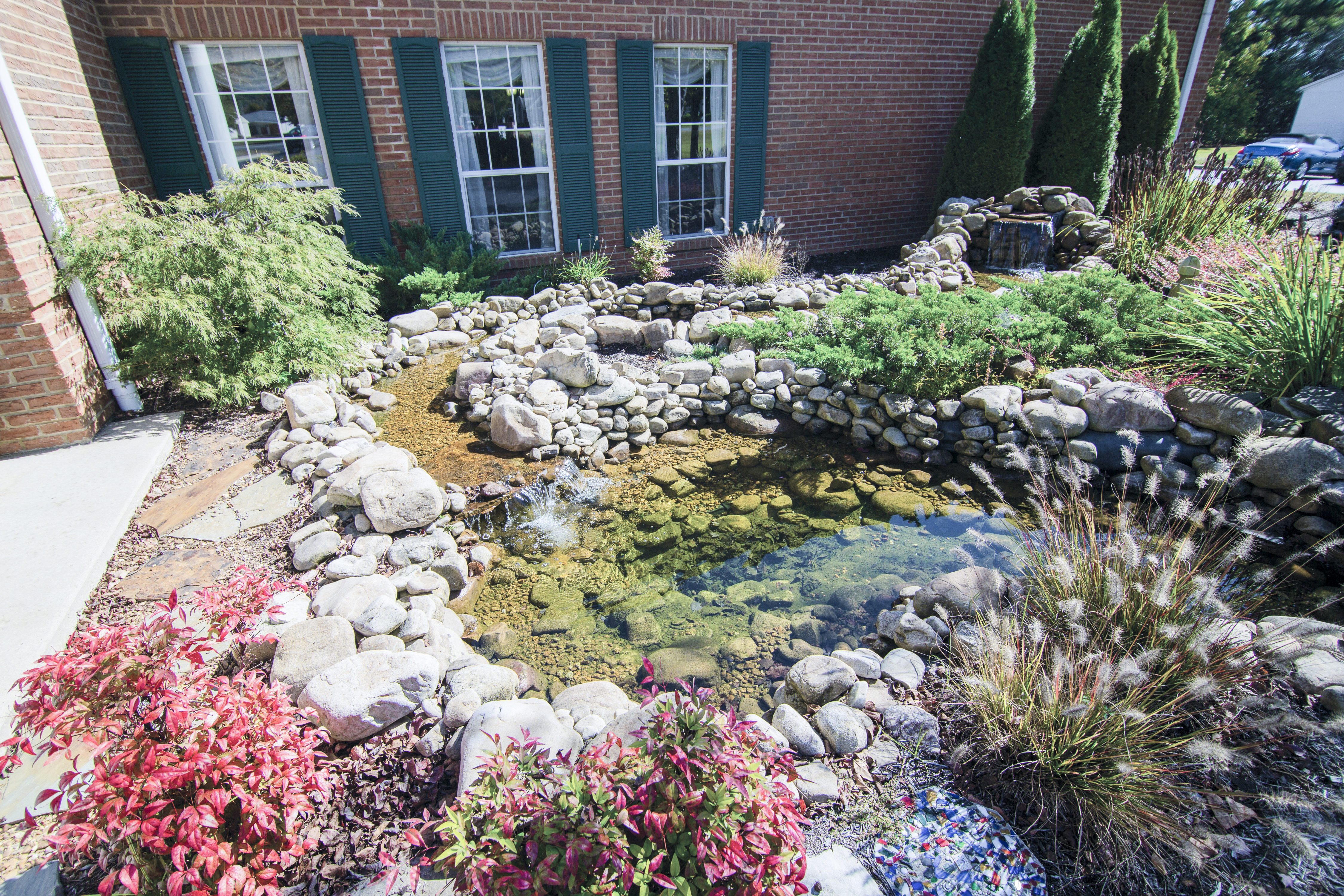3-hampton-cove-pond