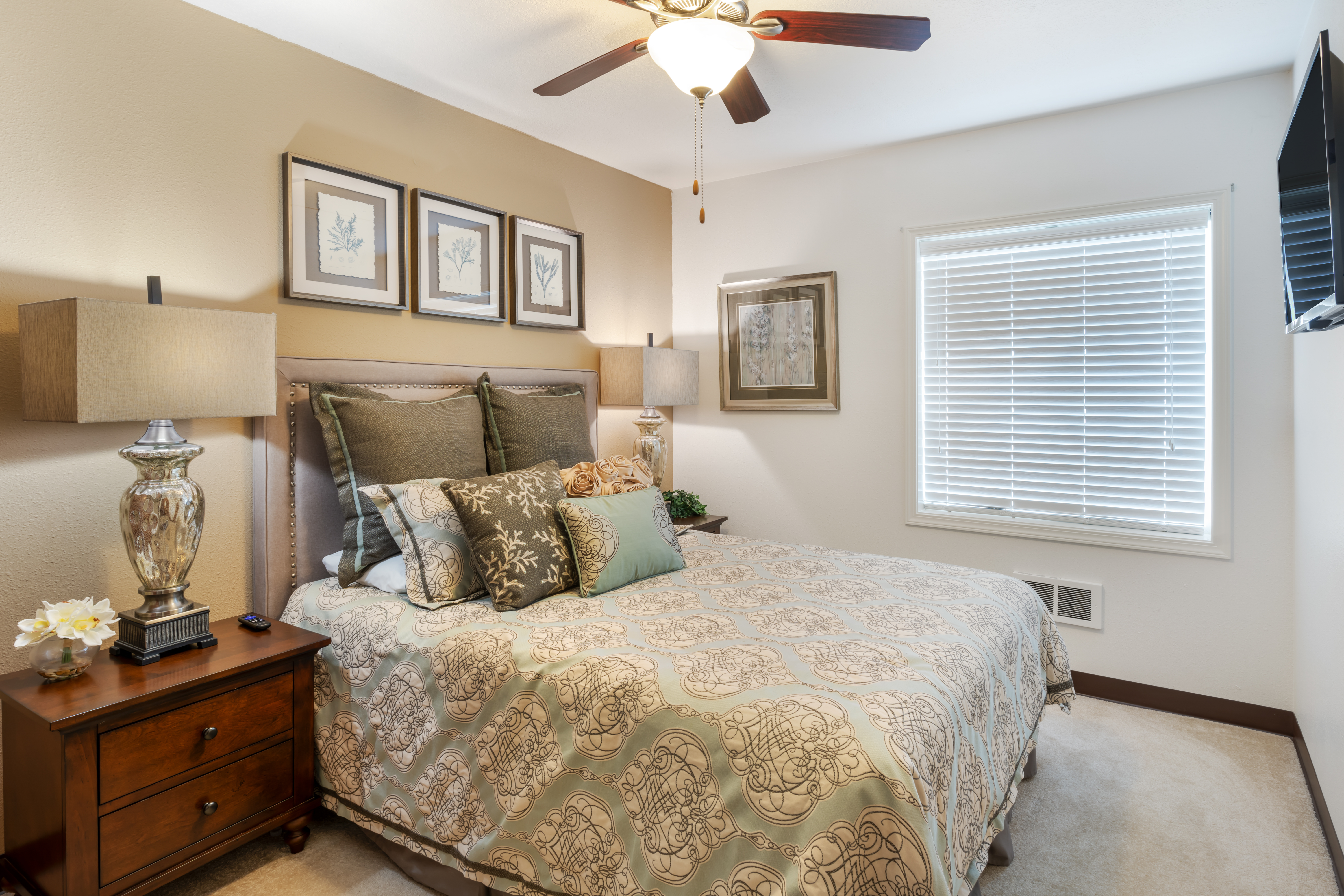 heritage-plaza-apartment-bedroom