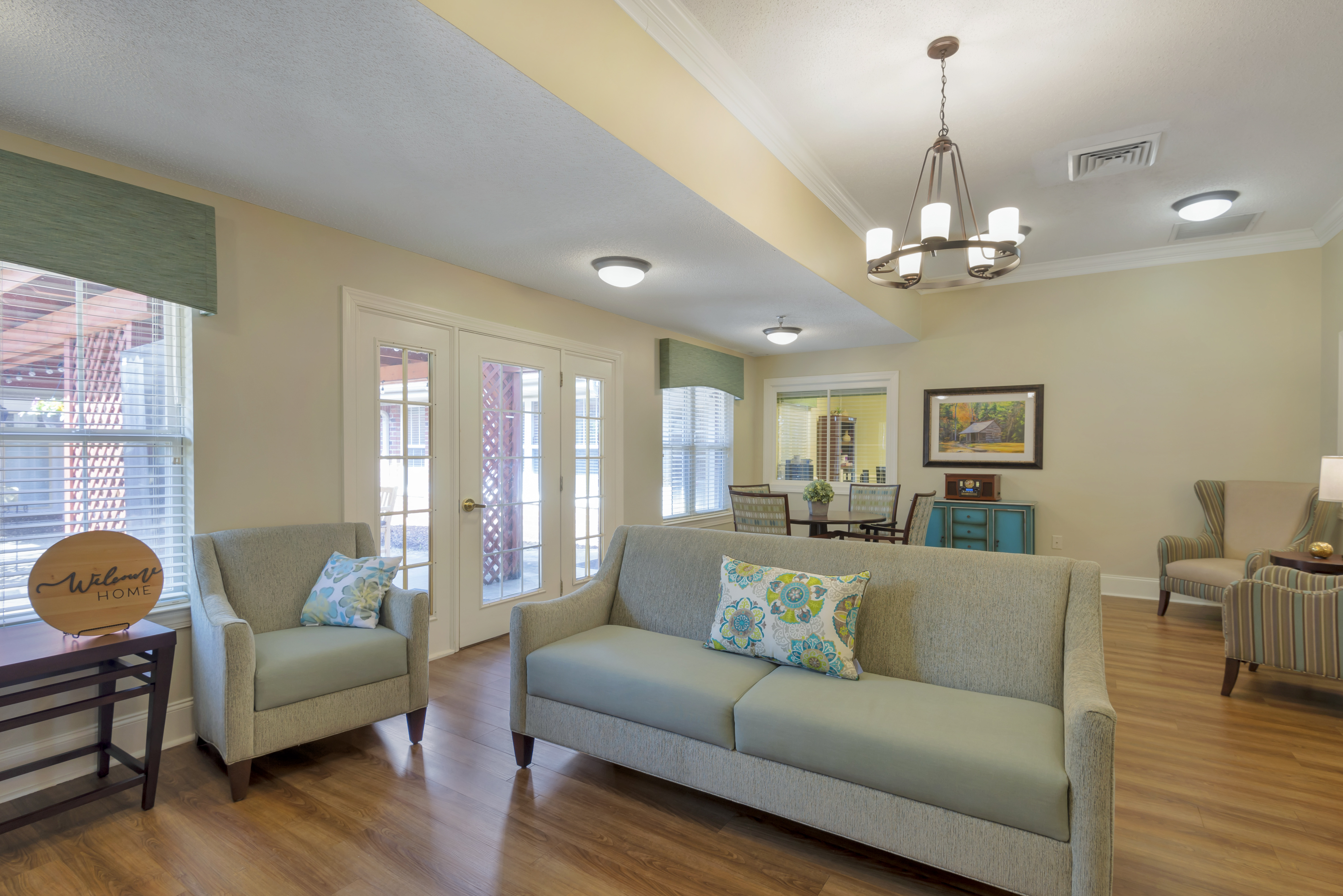 1-high-point-north-mc-community-living-room