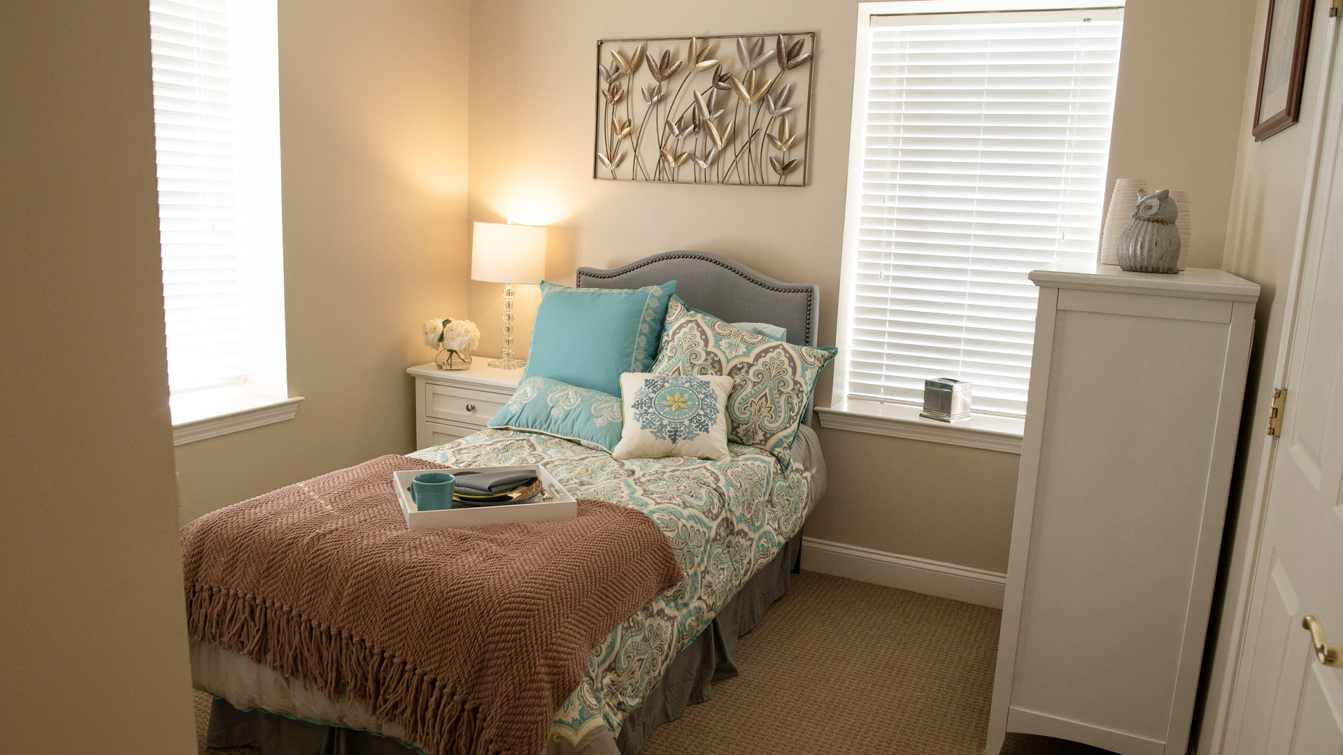 hillsborough-apartment-bedroom