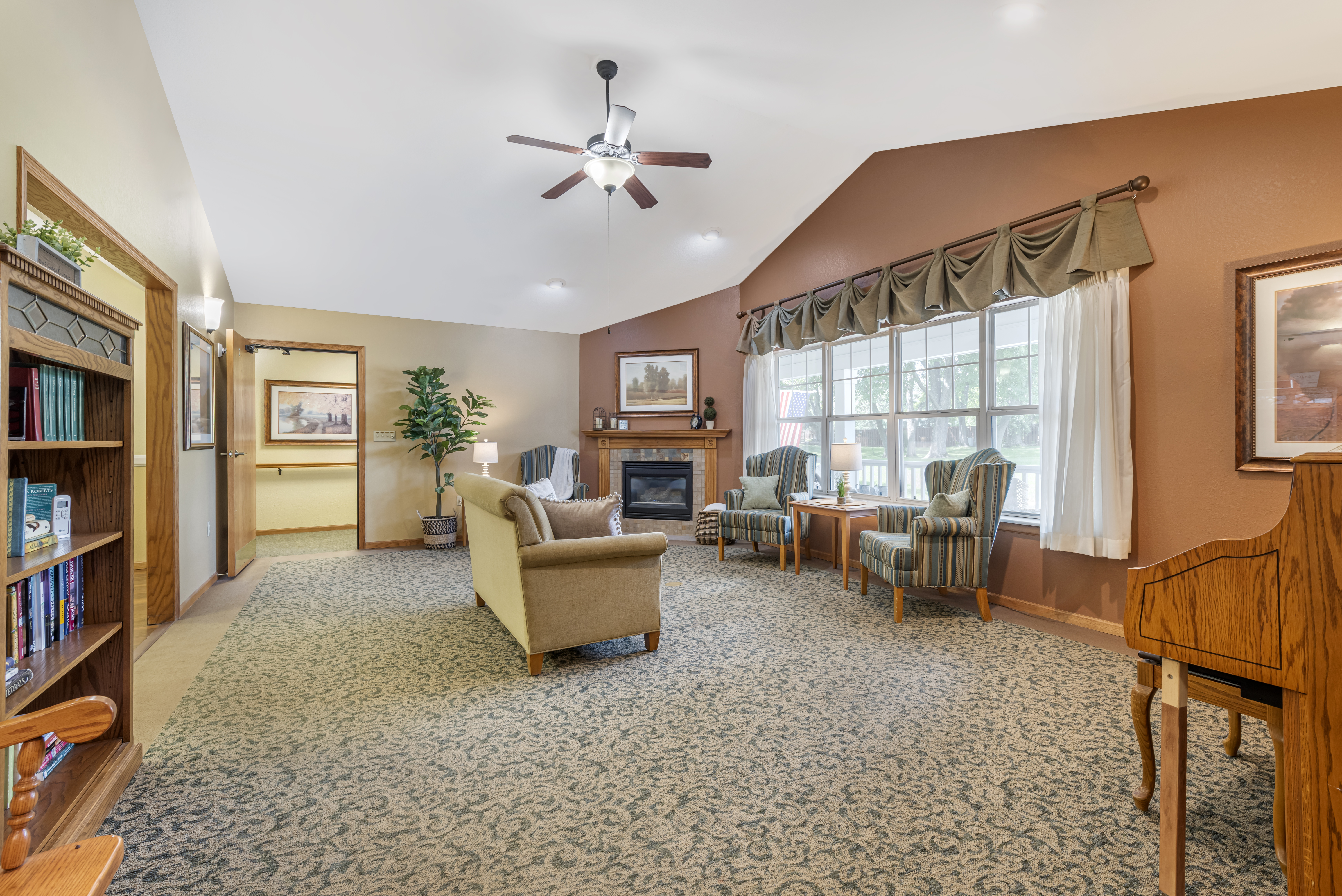 3-inver-grove-heights-community-living-room