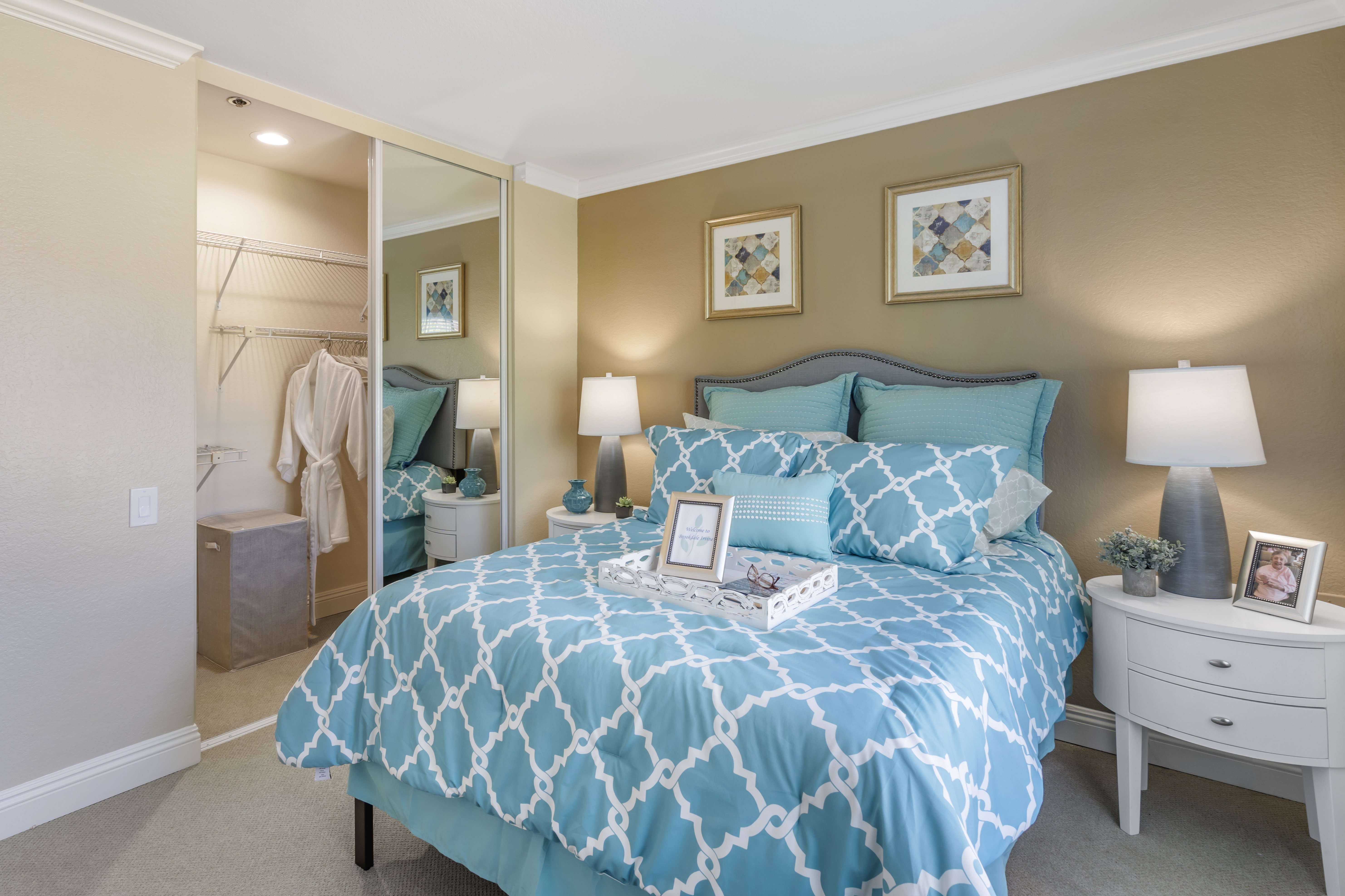irvine-apartment-bedroom