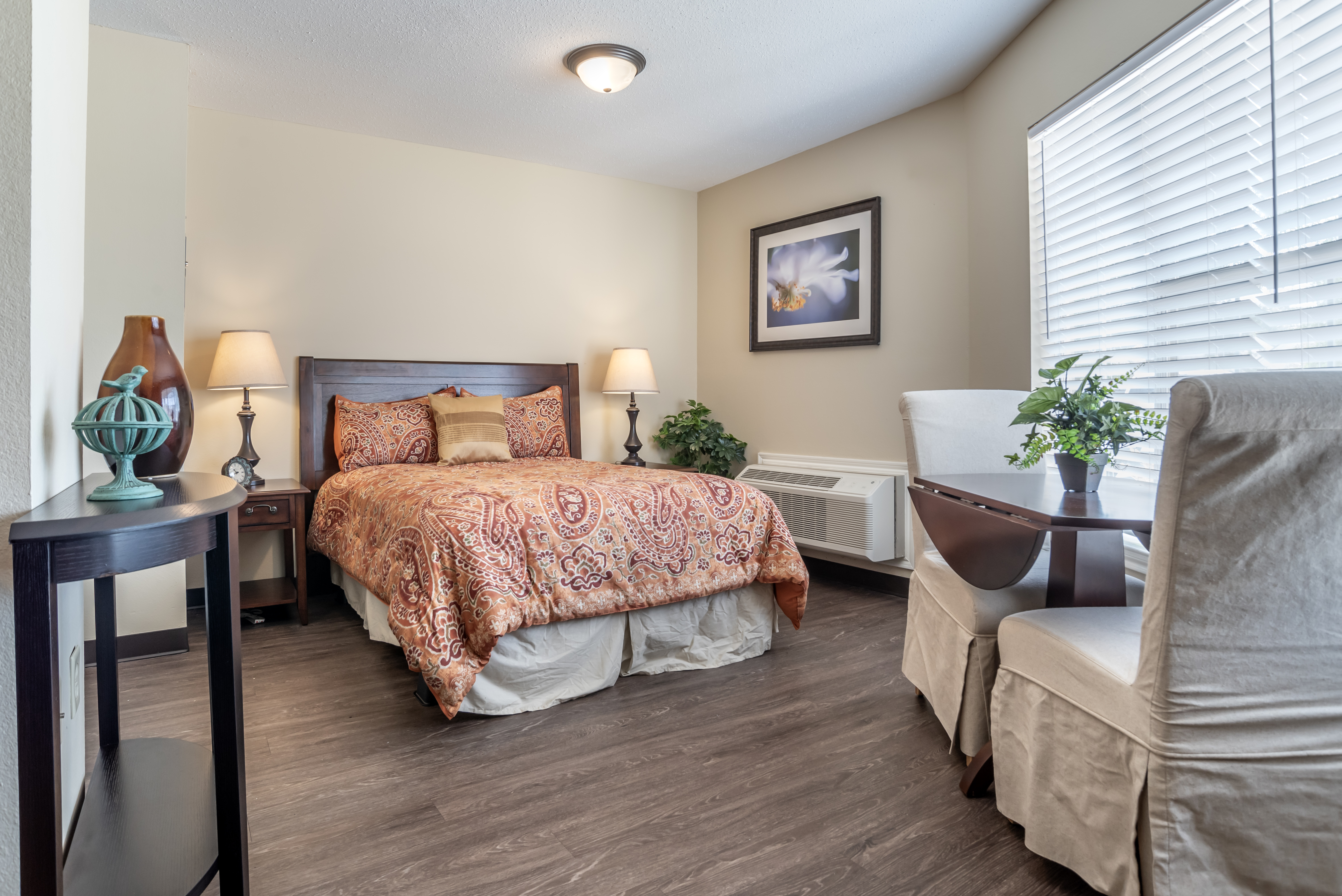 3-lafayette-apartment-bedroom
