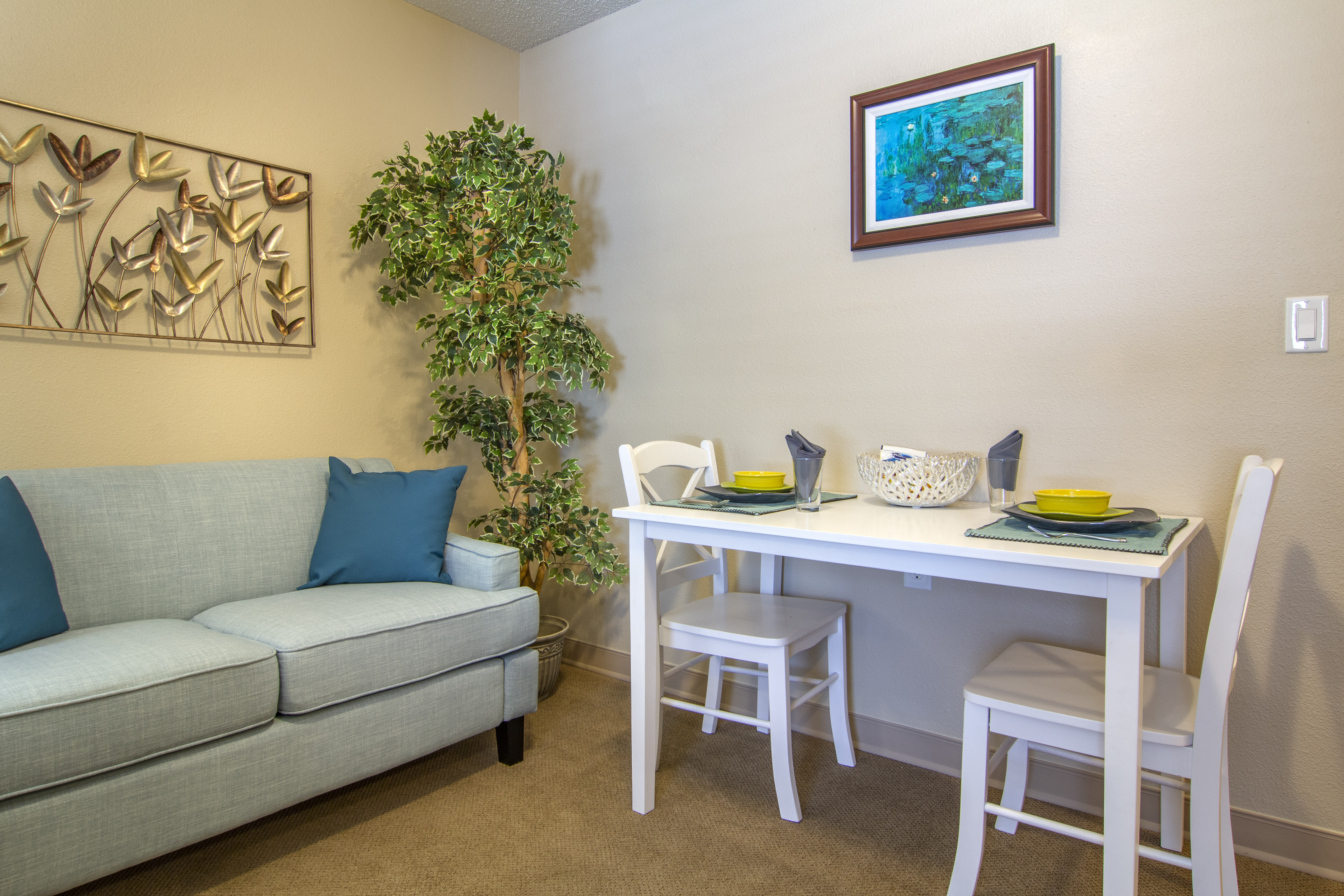 longmont-apartment