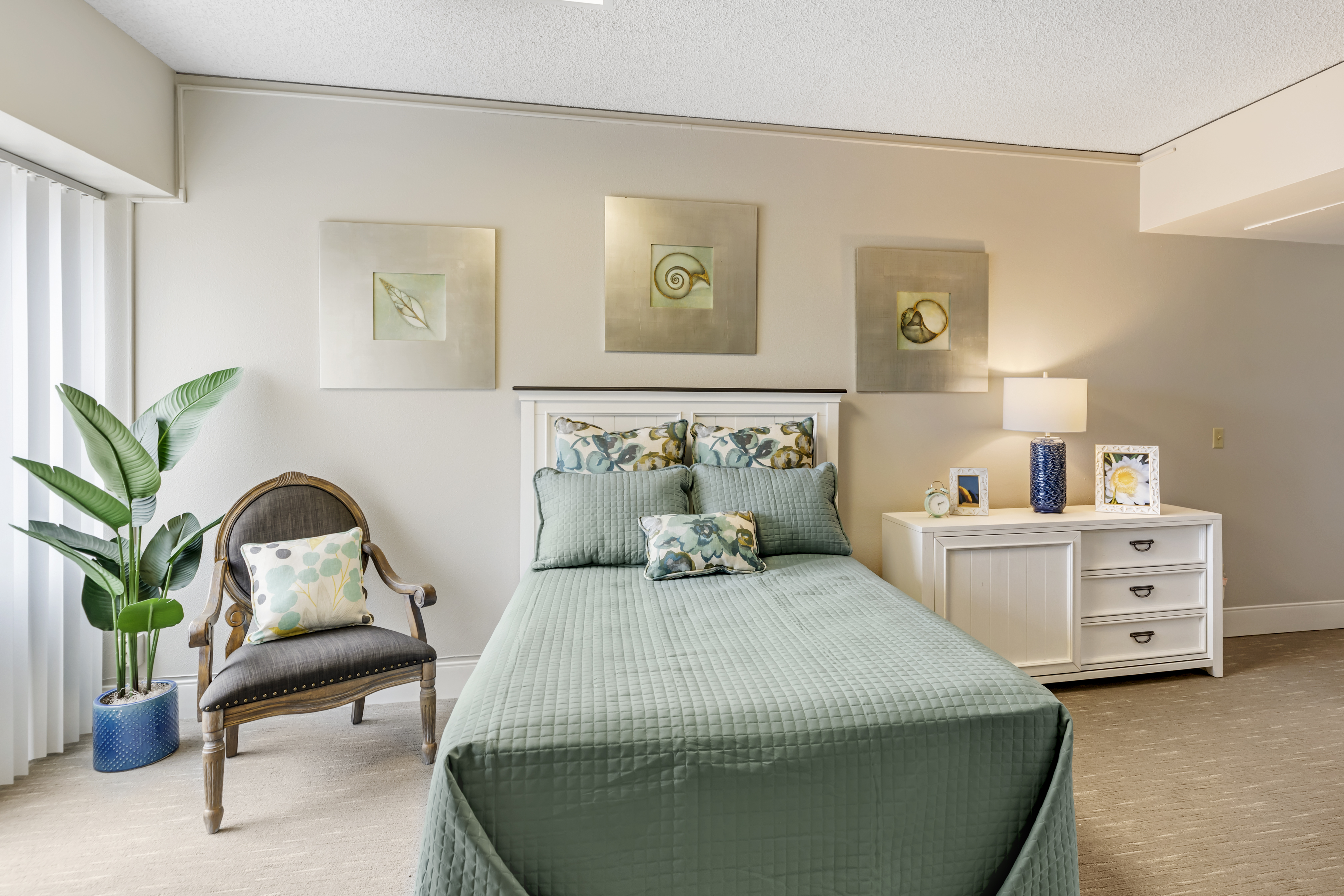 lowry-apartment-bedroom