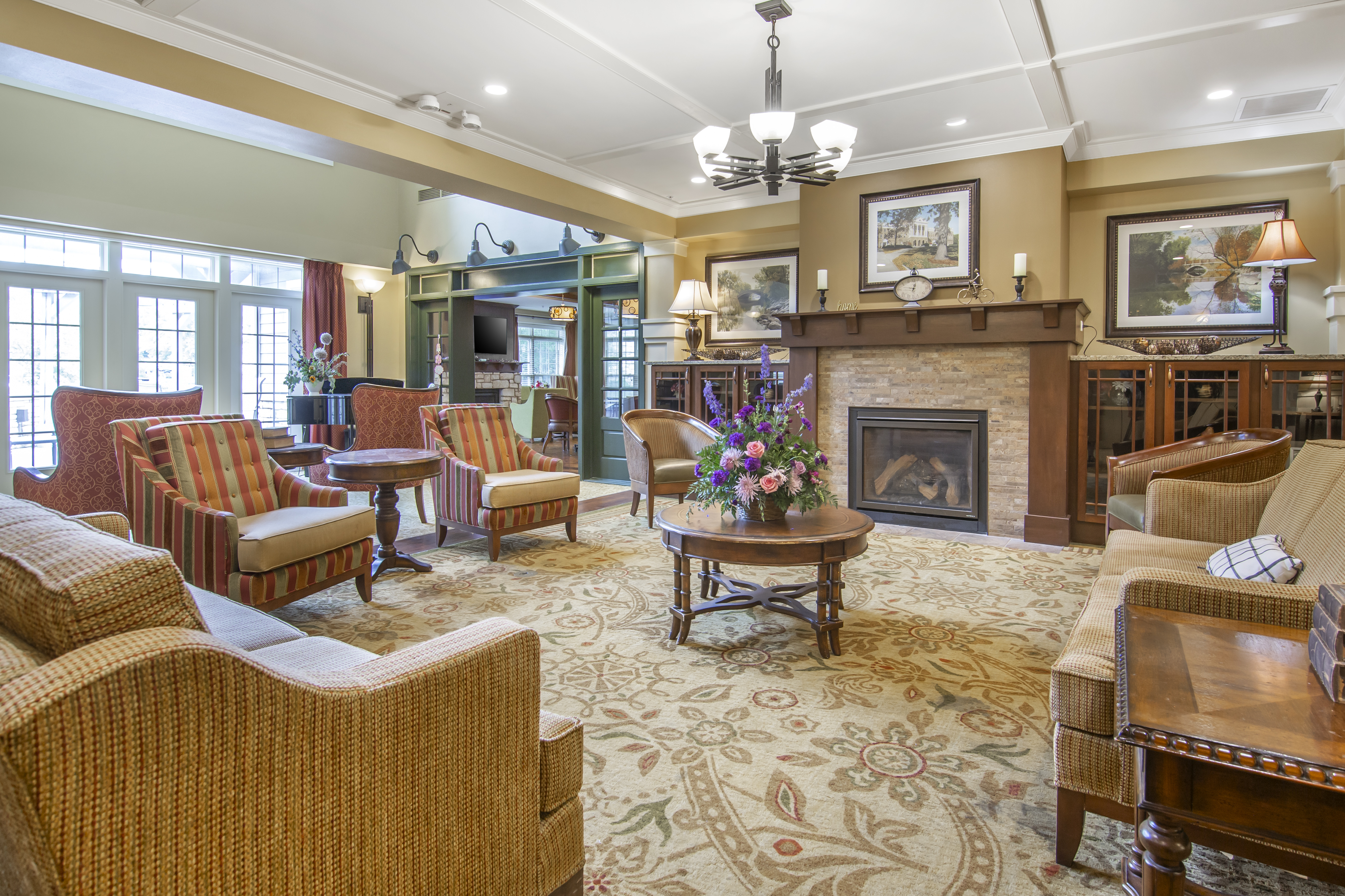 1-madison-west-community-living-room