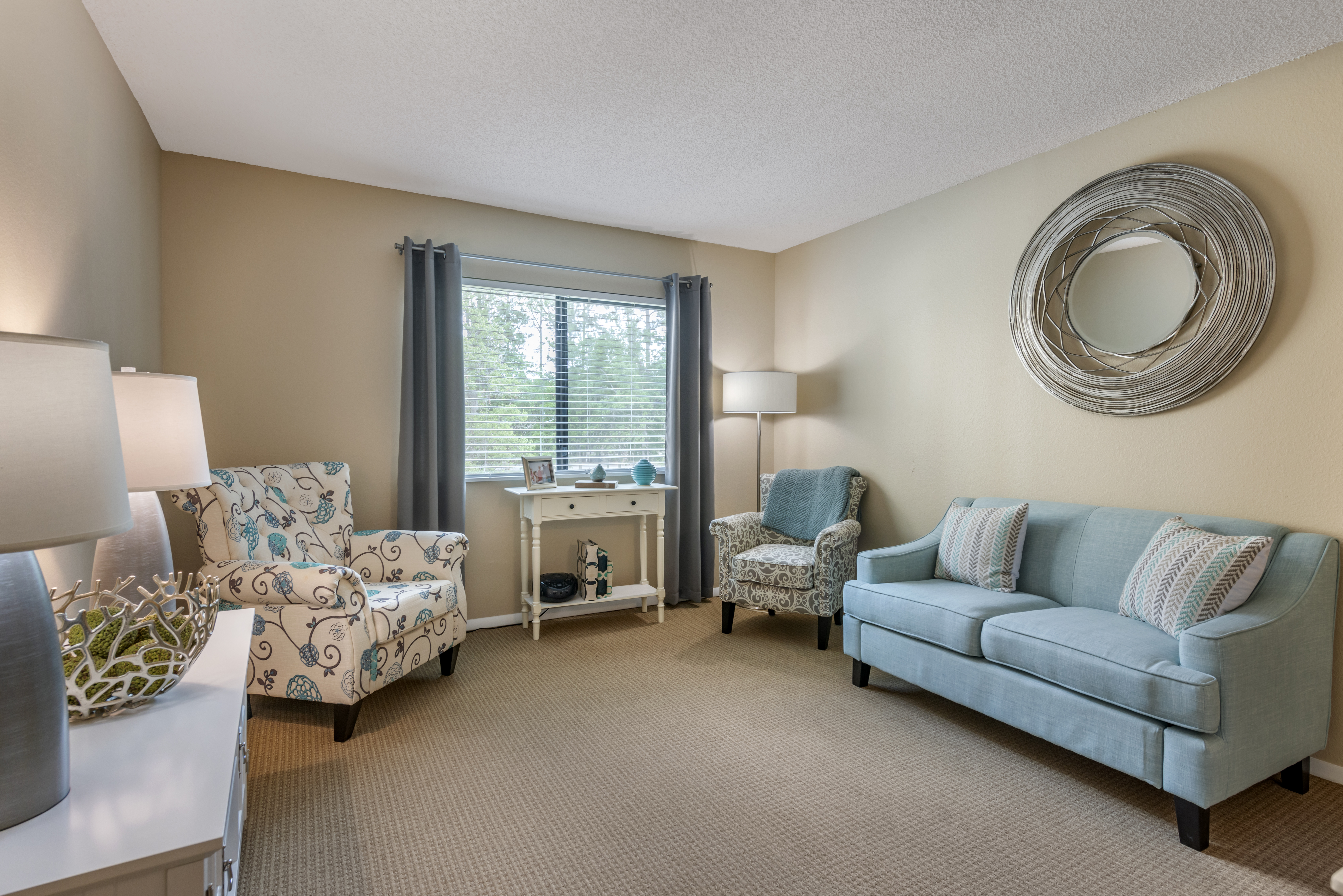 1-mandarin-apartment-living-room