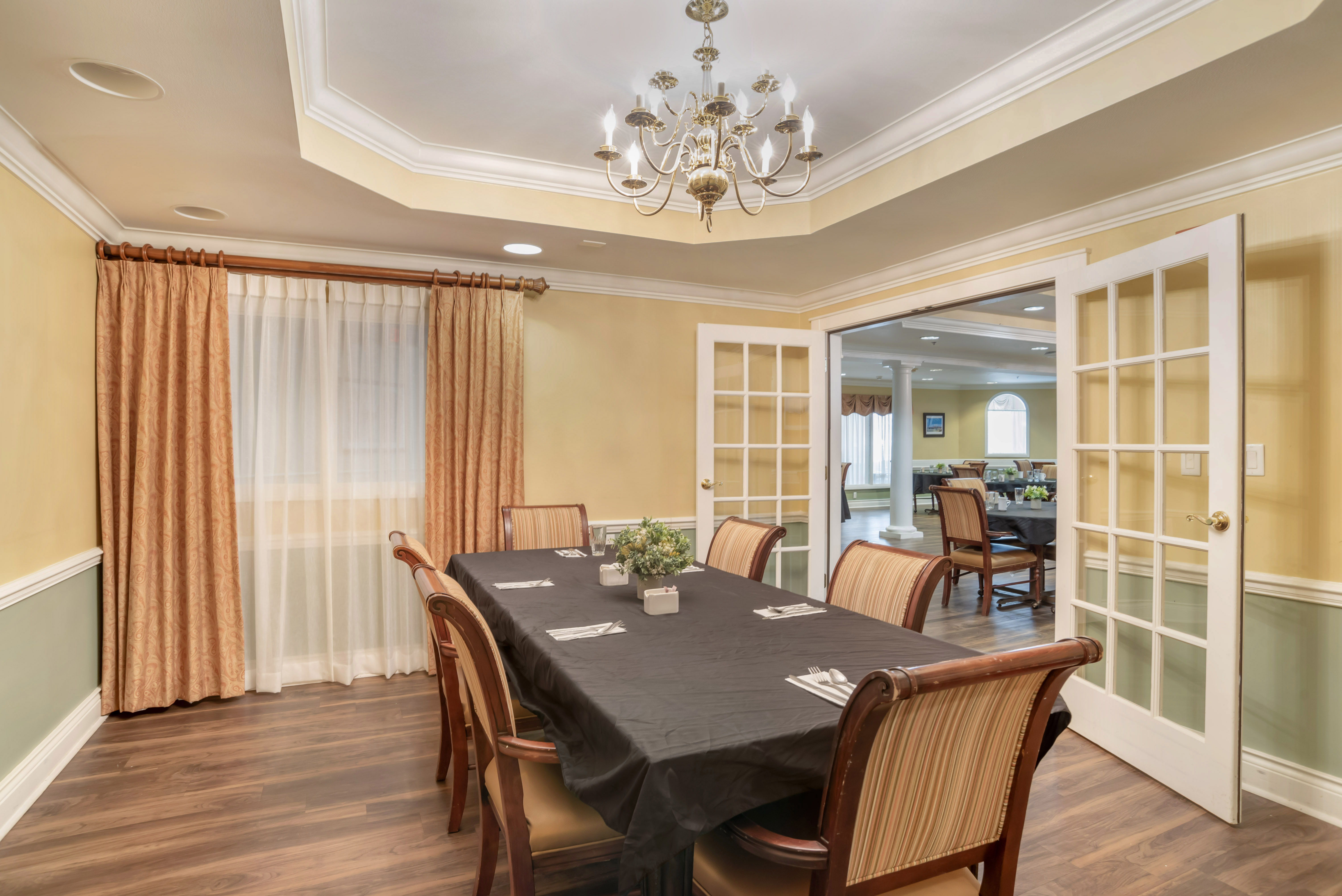 3-mandeville-private-dining-room