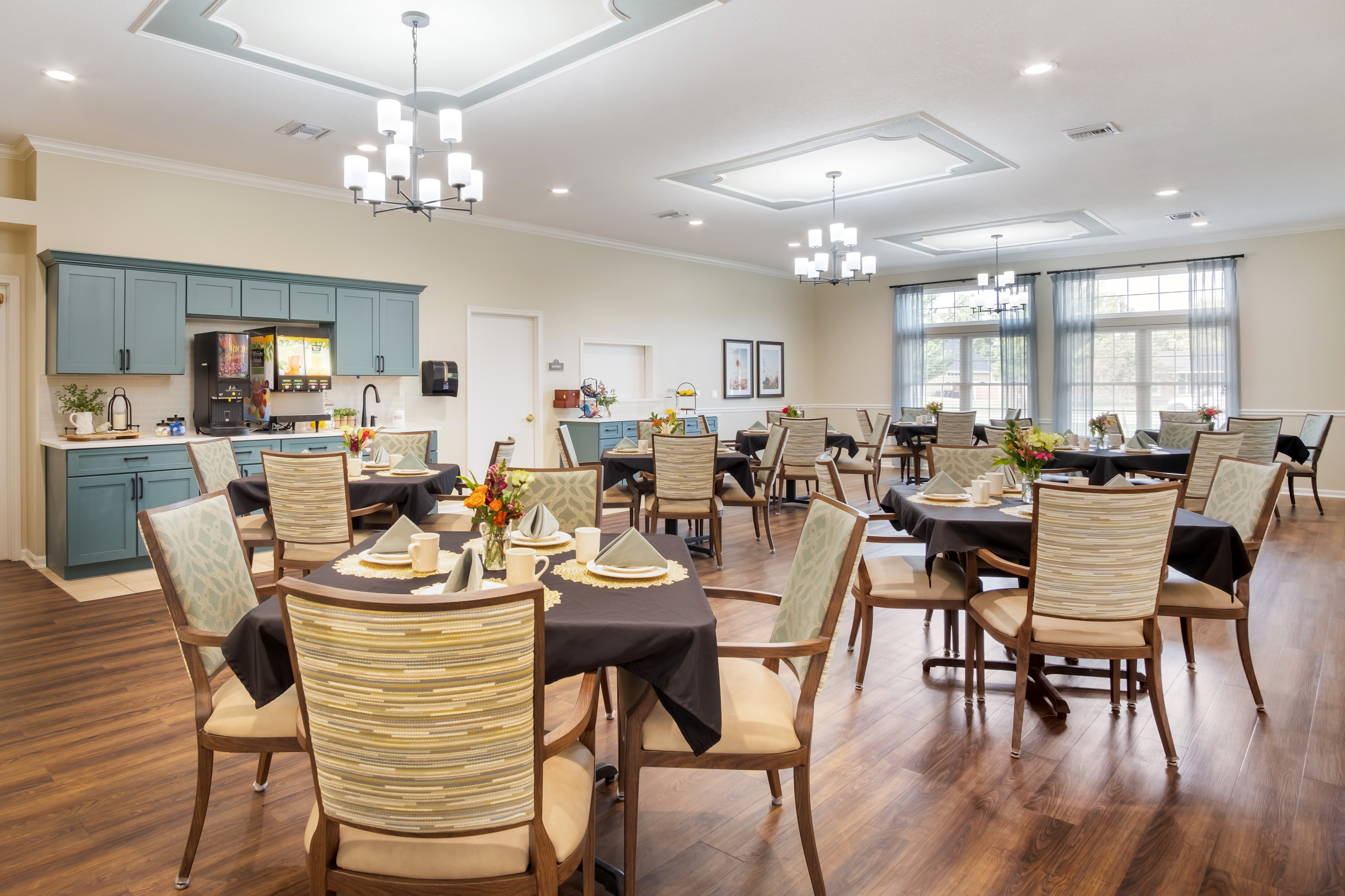 3-mcpherson-community-dining-room
