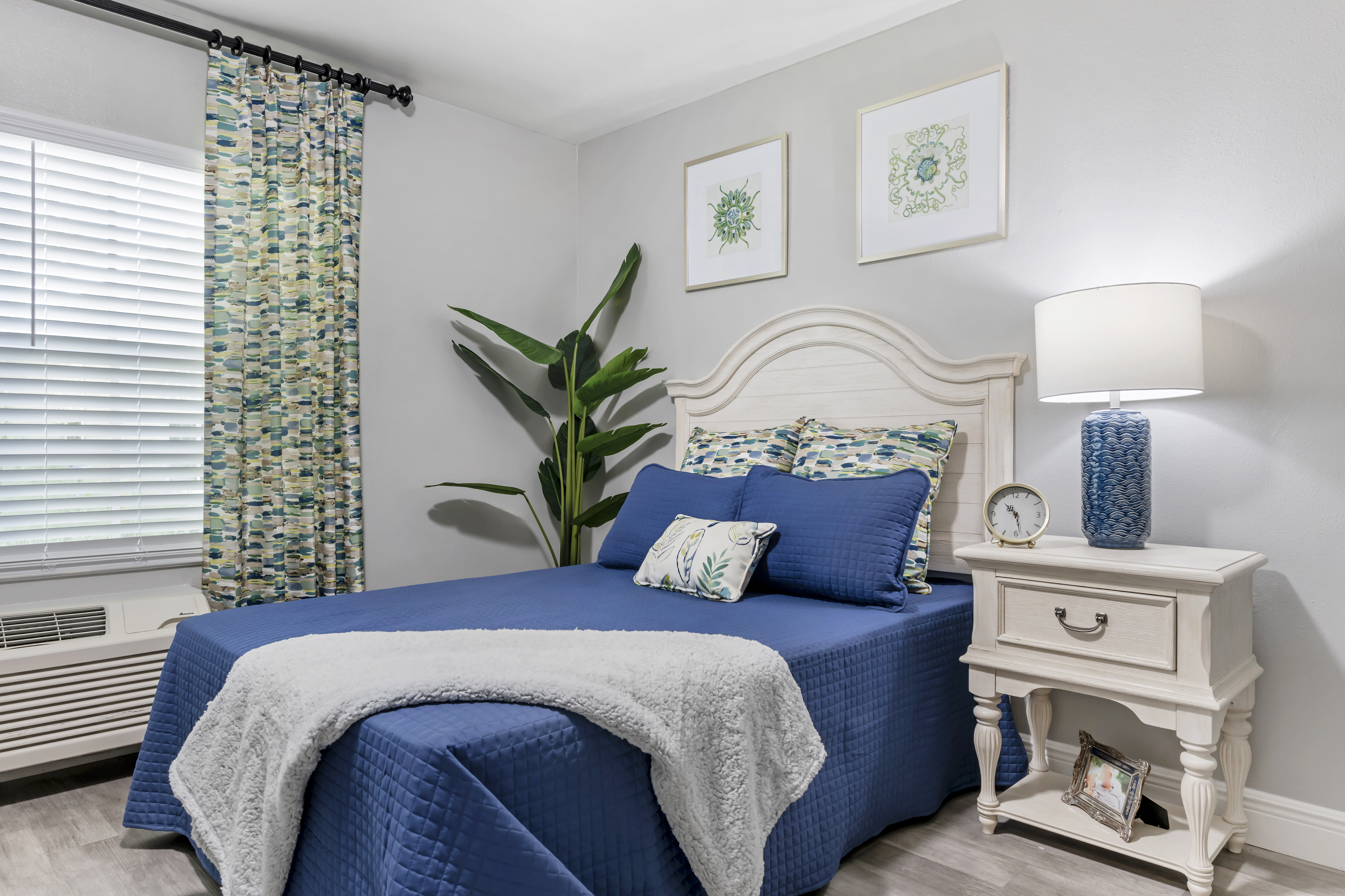 1-melbourne-apartment-bedroom